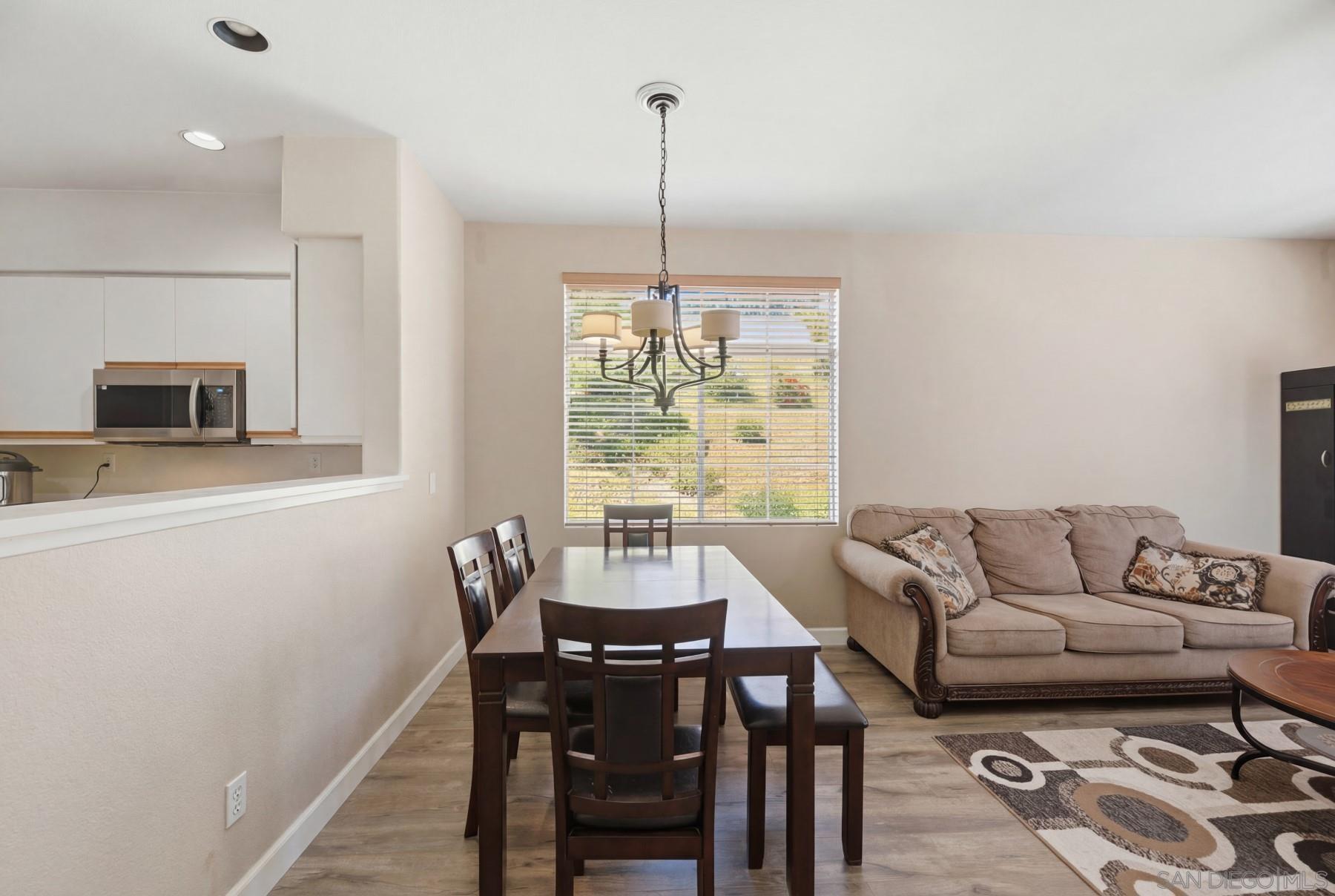 Detail Gallery Image 11 of 31 For 12546  Heatherton Ct  #45,  San Diego,  CA 92128 - 2 Beds | 2 Baths