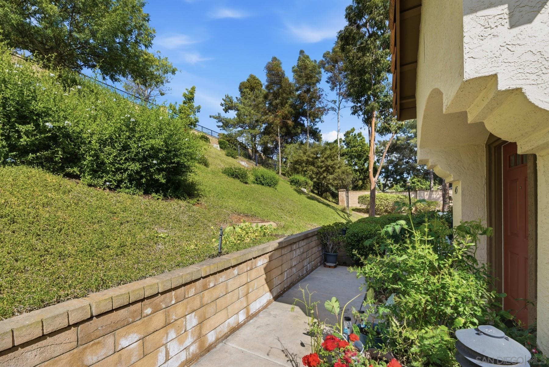 Detail Gallery Image 28 of 31 For 12546  Heatherton Ct  #45,  San Diego,  CA 92128 - 2 Beds | 2 Baths