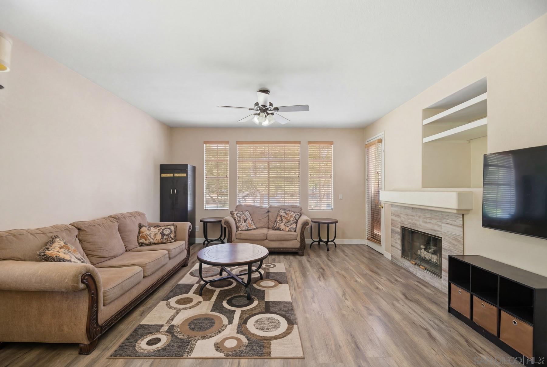 Detail Gallery Image 6 of 31 For 12546  Heatherton Ct  #45,  San Diego,  CA 92128 - 2 Beds | 2 Baths