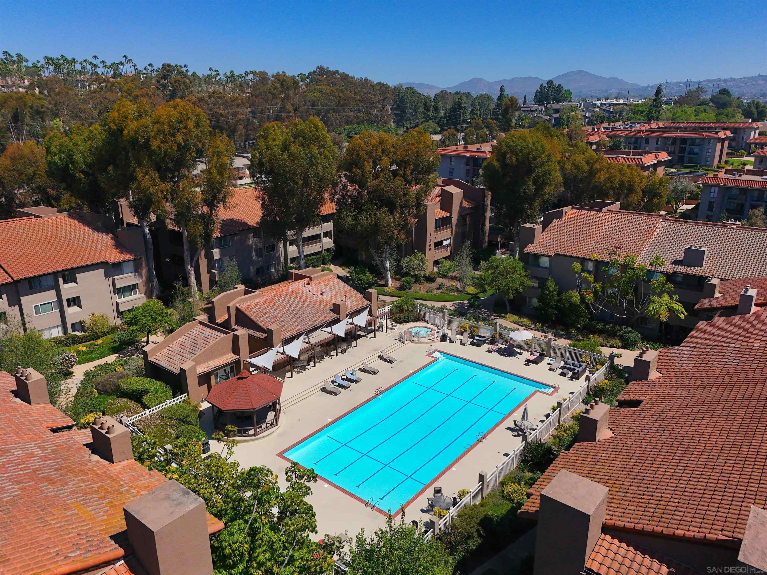 Detail Gallery Image 27 of 29 For 10425  Caminito Cuervo  #209,  San Diego,  CA 92108 - 2 Beds | 2 Baths