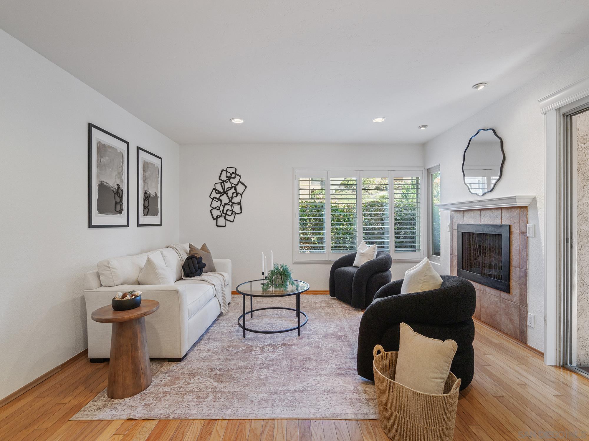 Detail Gallery Image 4 of 29 For 10425  Caminito Cuervo  #209,  San Diego,  CA 92108 - 2 Beds | 2 Baths