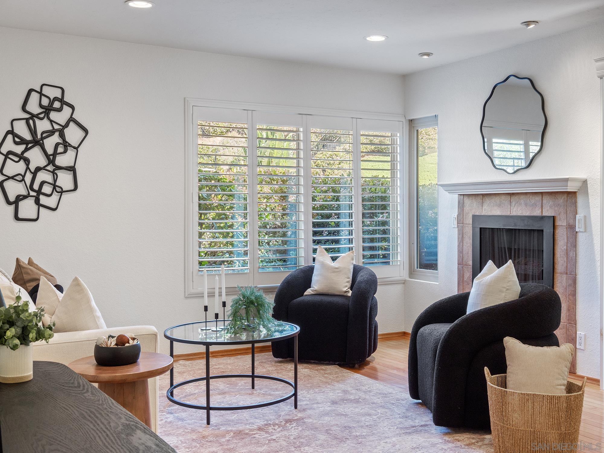 Detail Gallery Image 9 of 29 For 10425  Caminito Cuervo  #209,  San Diego,  CA 92108 - 2 Beds | 2 Baths