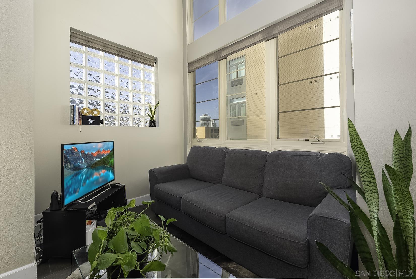 Detail Gallery Image 8 of 19 For 1480  Broadway  #2607,  San Diego,  CA 92101 - 1 Beds | 1 Baths