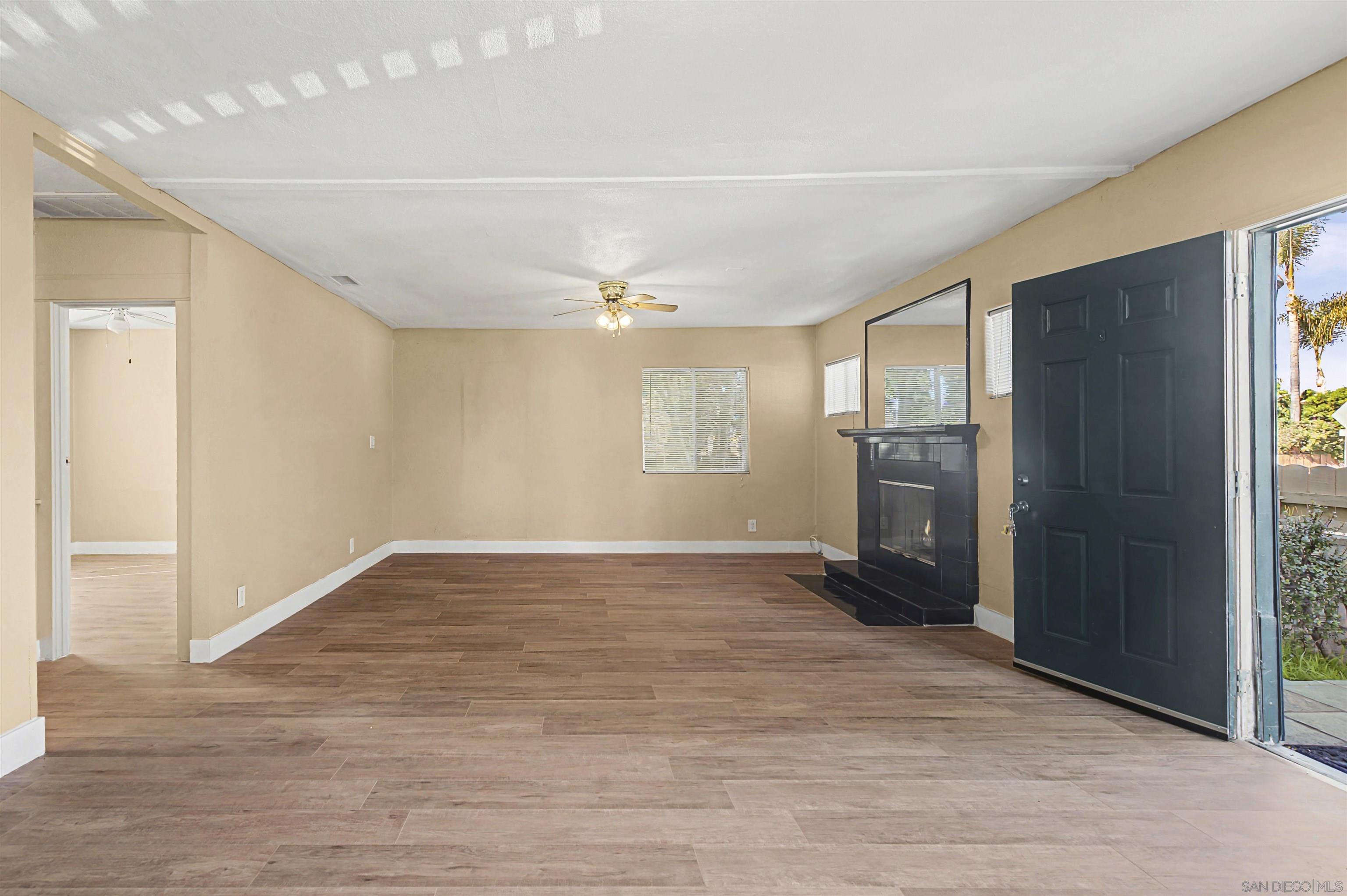 Detail Gallery Image 18 of 33 For 4397-4399  Swift Ave, San Diego,  CA 92104 - 2 Beds | 1 Baths