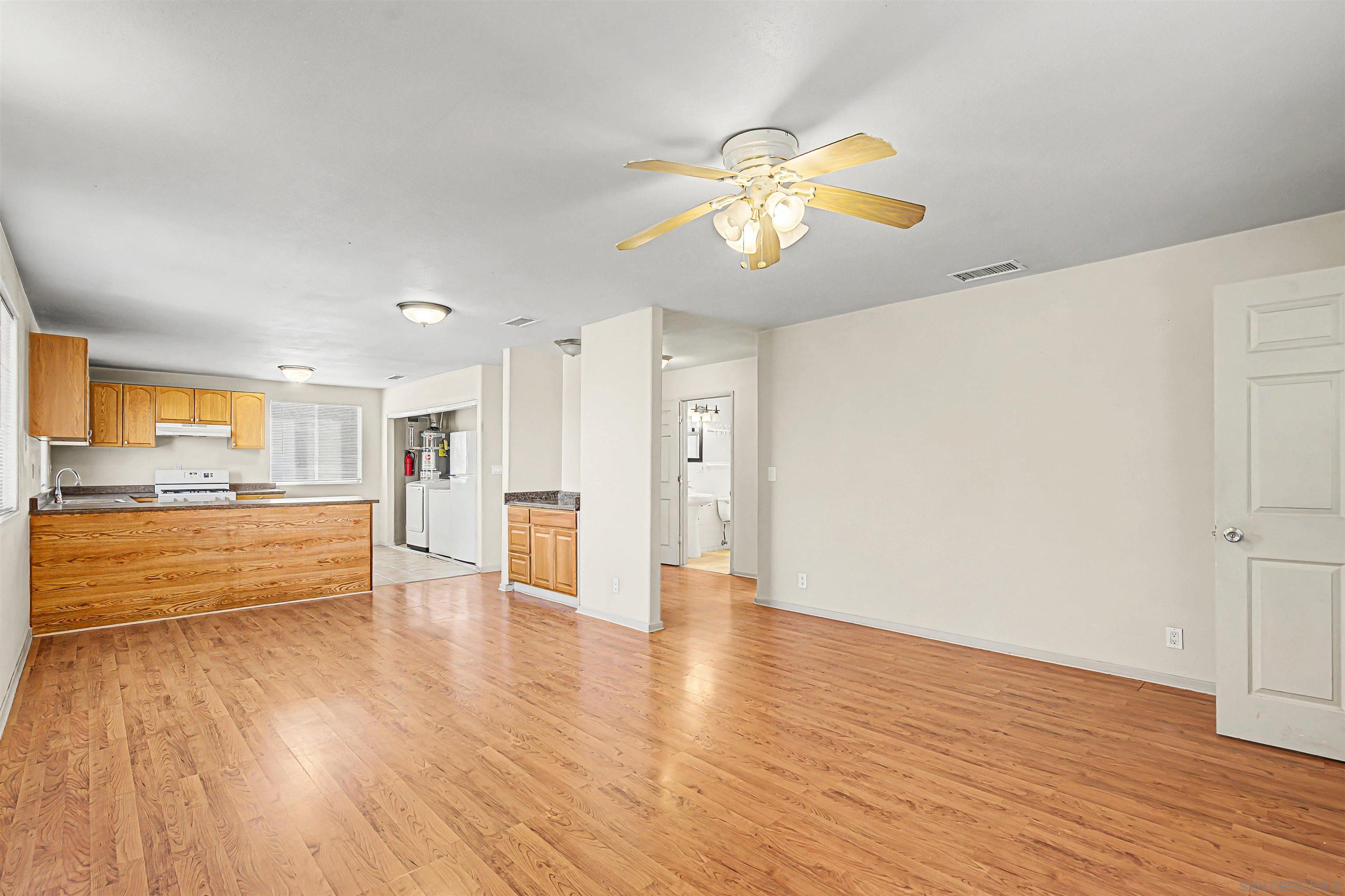 Detail Gallery Image 3 of 33 For 4397-4399  Swift Ave, San Diego,  CA 92104 - 2 Beds | 1 Baths