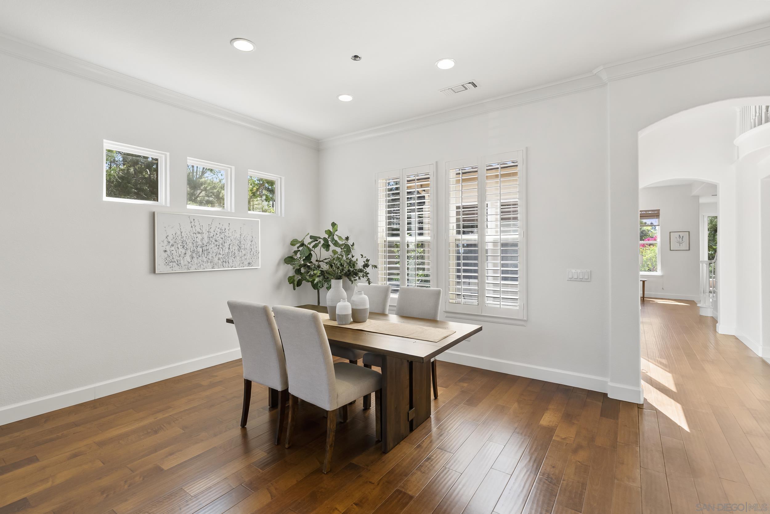 Detail Gallery Image 22 of 58 For 3993  via Cangrejo, San Diego,  CA 92130 - 5 Beds | 3 Baths