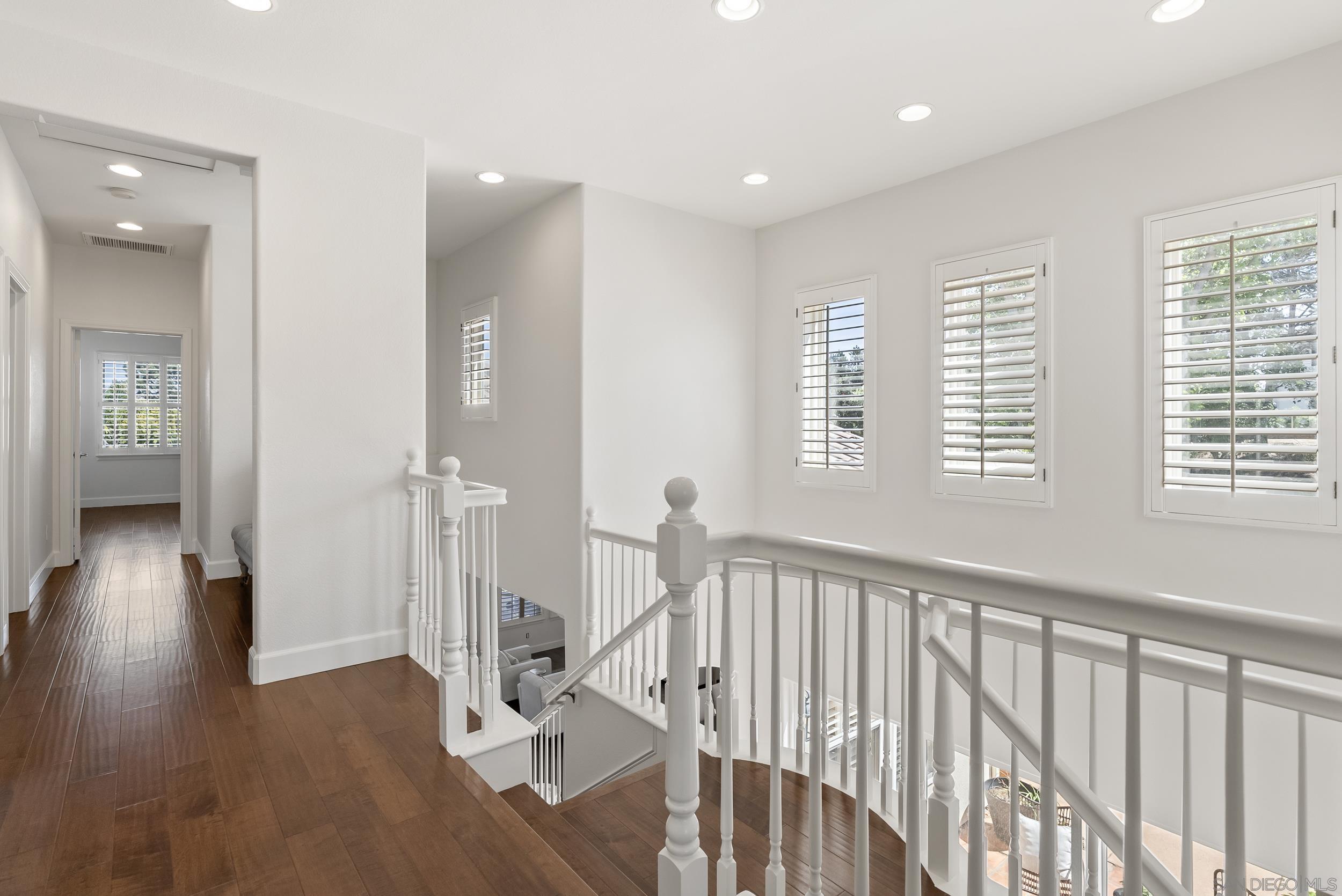 Detail Gallery Image 24 of 58 For 3993  via Cangrejo, San Diego,  CA 92130 - 5 Beds | 3 Baths