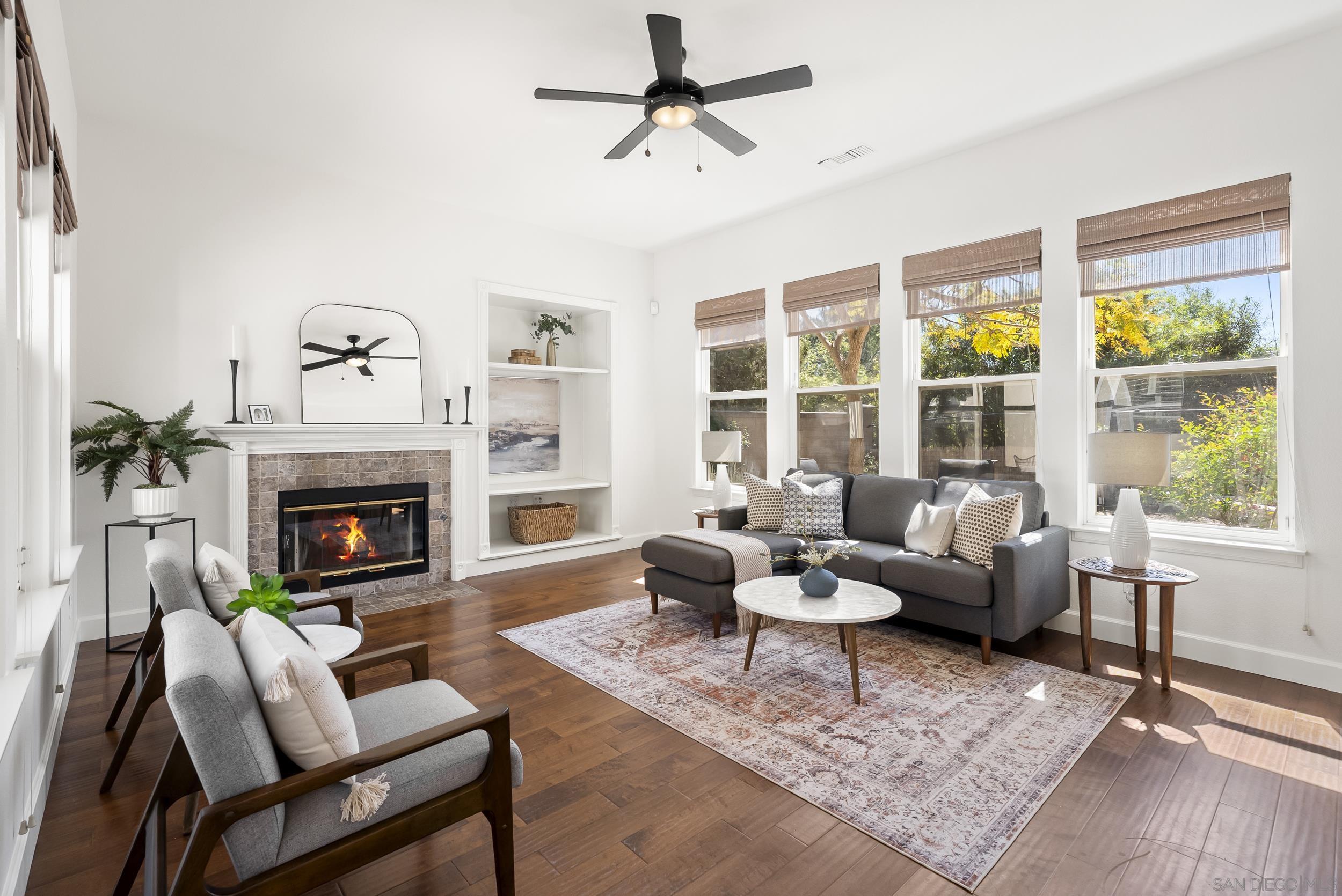 Detail Gallery Image 4 of 58 For 3993  via Cangrejo, San Diego,  CA 92130 - 5 Beds | 3 Baths