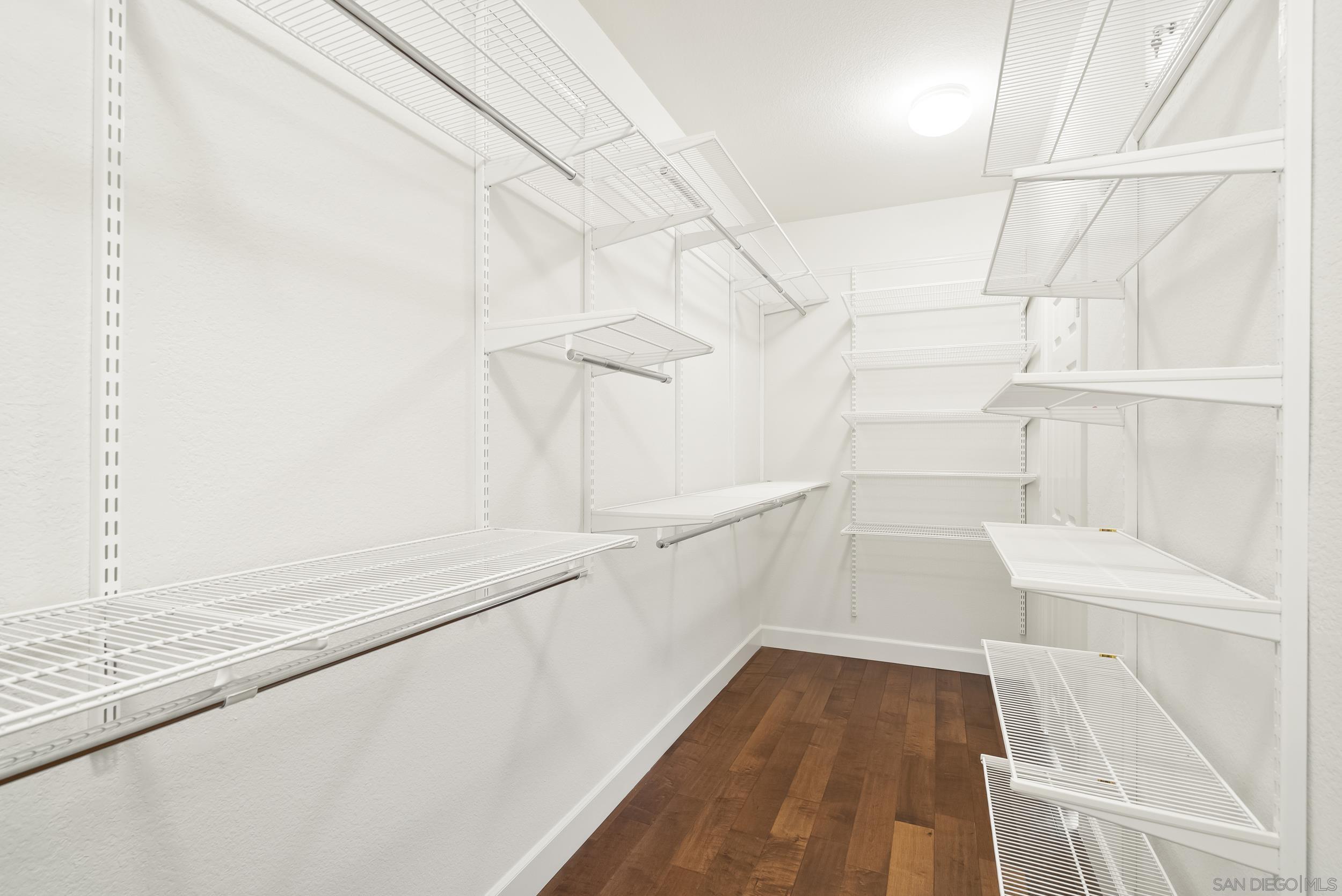 Detail Gallery Image 33 of 58 For 3993  via Cangrejo, San Diego,  CA 92130 - 5 Beds | 3 Baths