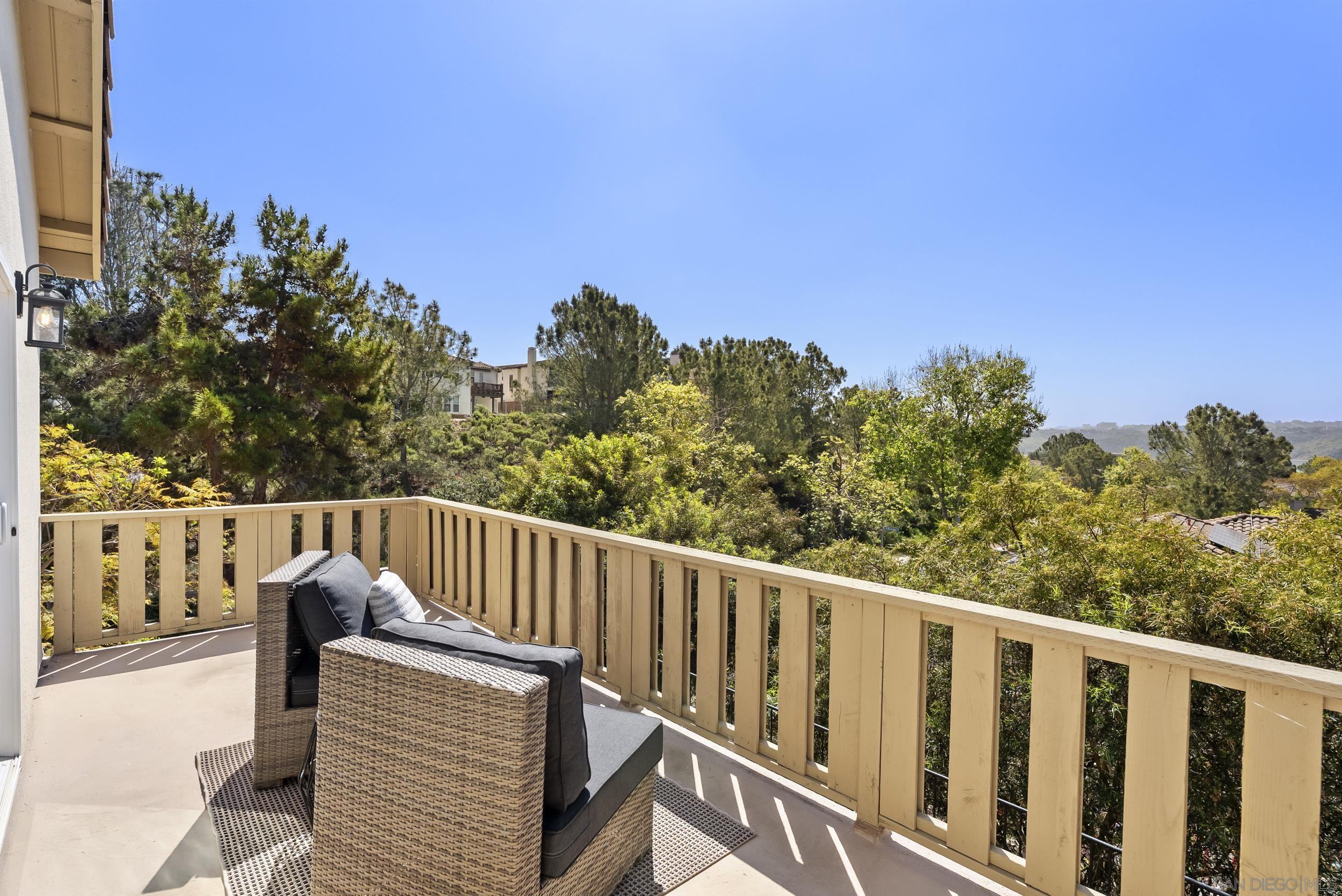 Detail Gallery Image 34 of 58 For 3993  via Cangrejo, San Diego,  CA 92130 - 5 Beds | 3 Baths