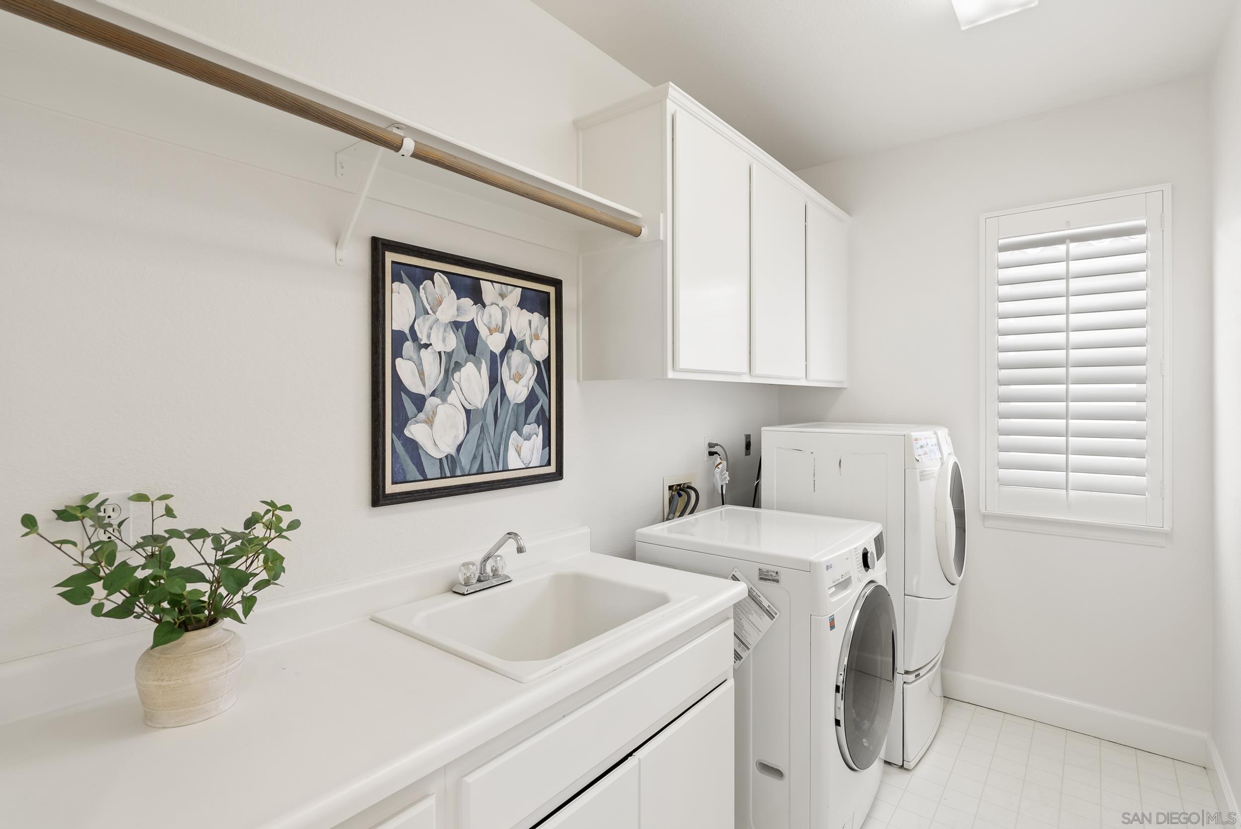 Detail Gallery Image 46 of 58 For 3993  via Cangrejo, San Diego,  CA 92130 - 5 Beds | 3 Baths