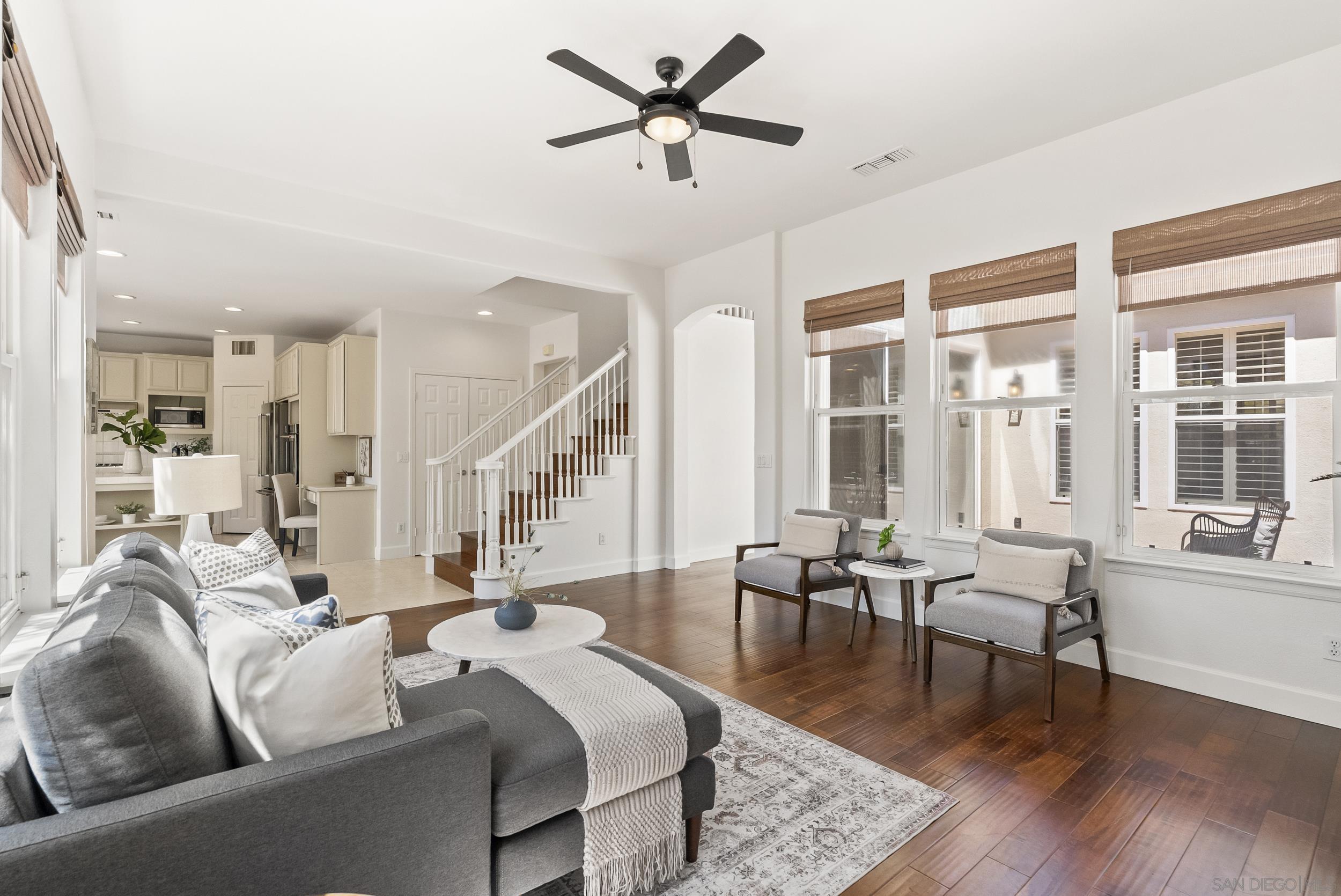 Detail Gallery Image 6 of 58 For 3993  via Cangrejo, San Diego,  CA 92130 - 5 Beds | 3 Baths