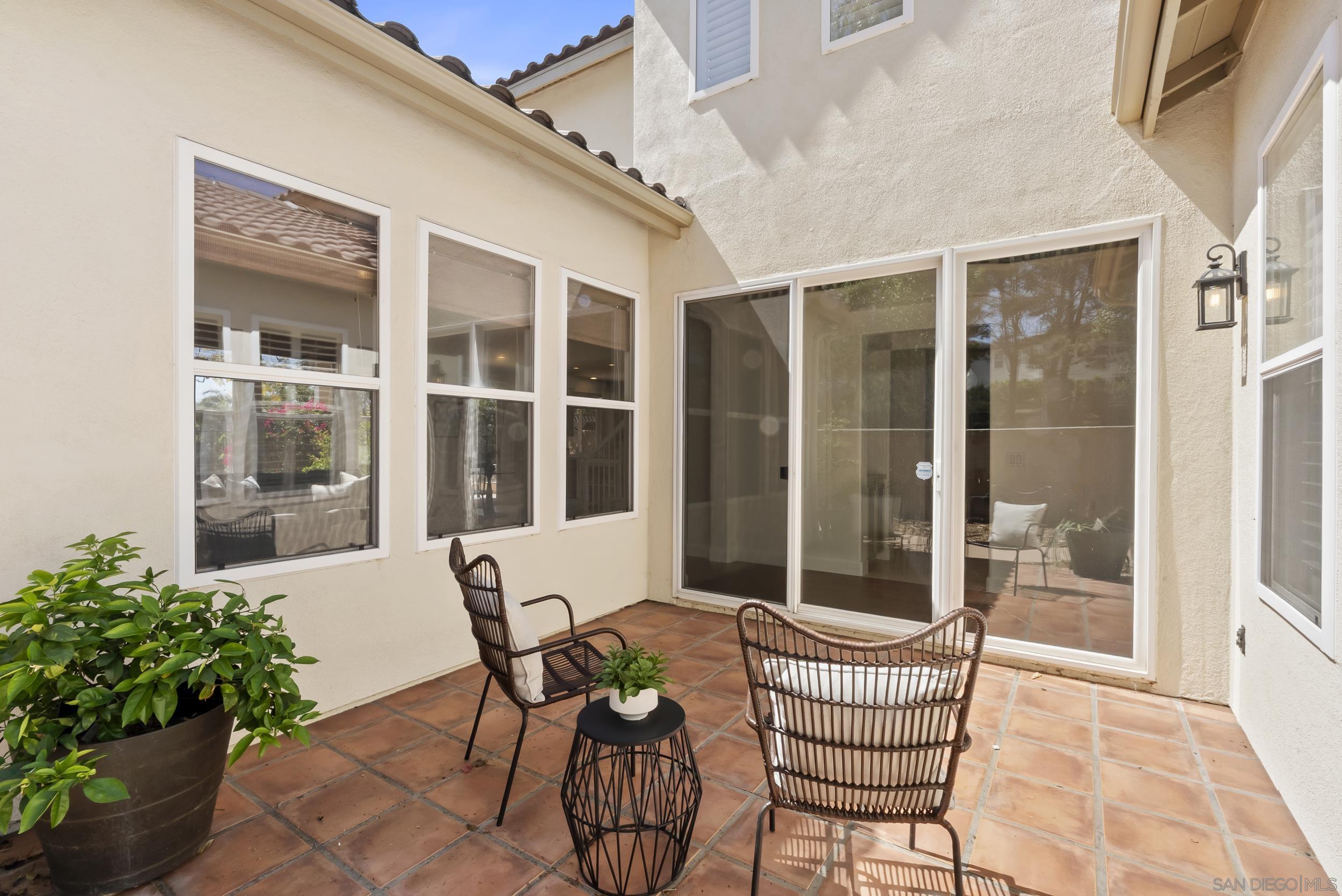 Detail Gallery Image 52 of 58 For 3993  via Cangrejo, San Diego,  CA 92130 - 5 Beds | 3 Baths