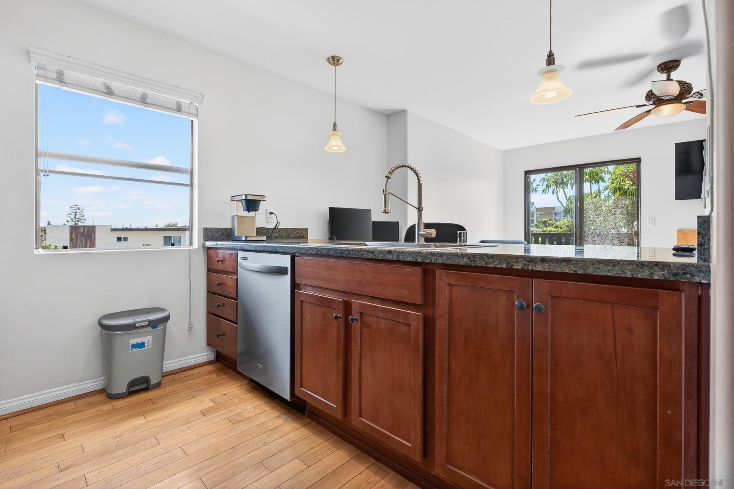 Detail Gallery Image 16 of 27 For 4046  Iowa St.  1, San Diego,  CA 92104 - 2 Beds | 2 Baths