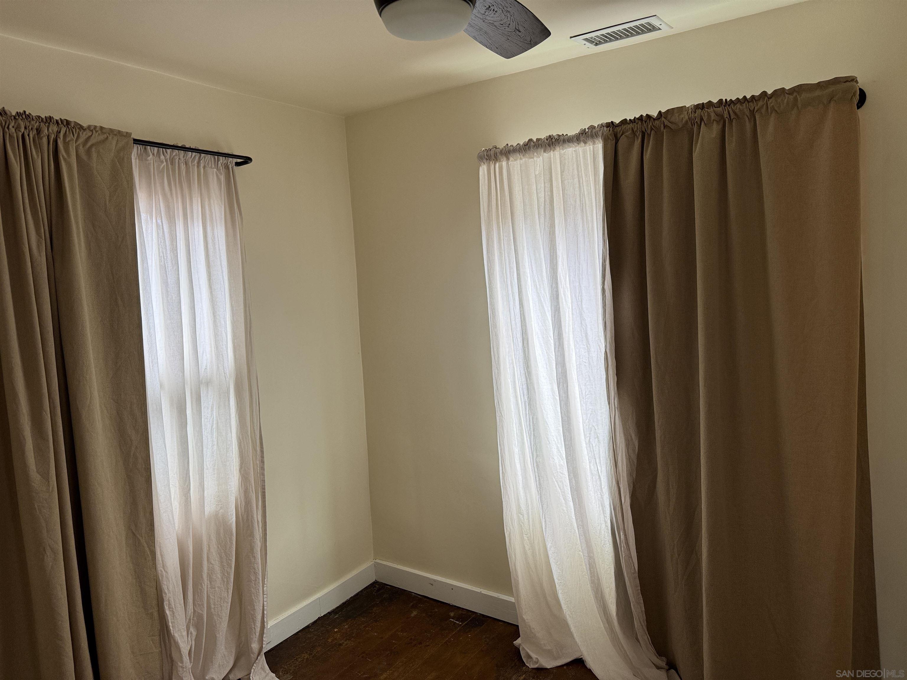 Detail Gallery Image 14 of 31 For 3669  Swift, San Diego,  CA 92104 - 1 Beds | 1 Baths