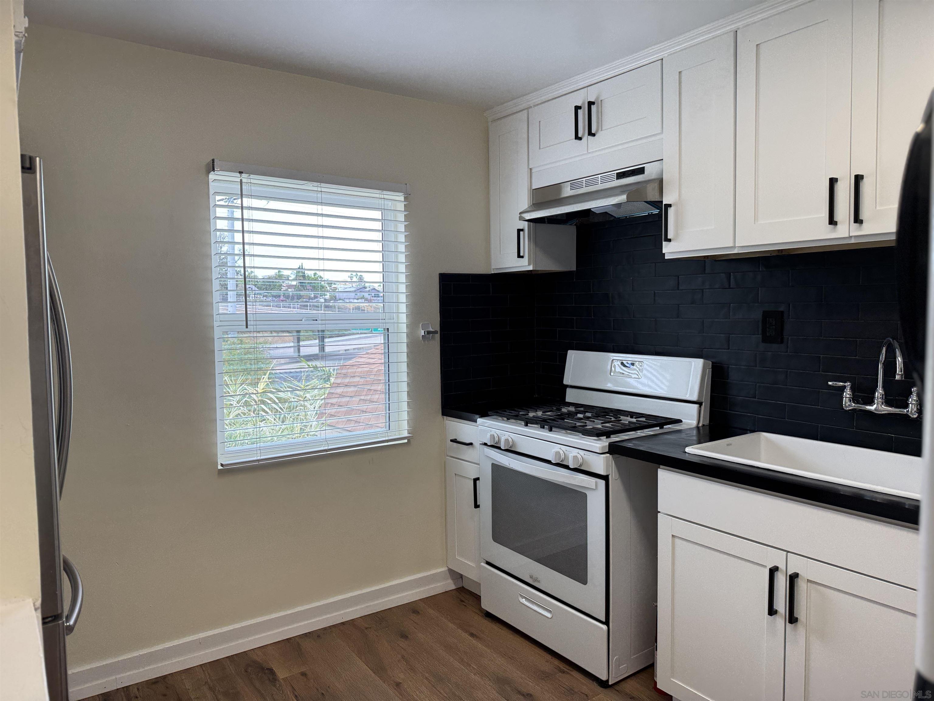 Detail Gallery Image 24 of 31 For 3669  Swift, San Diego,  CA 92104 - 1 Beds | 1 Baths