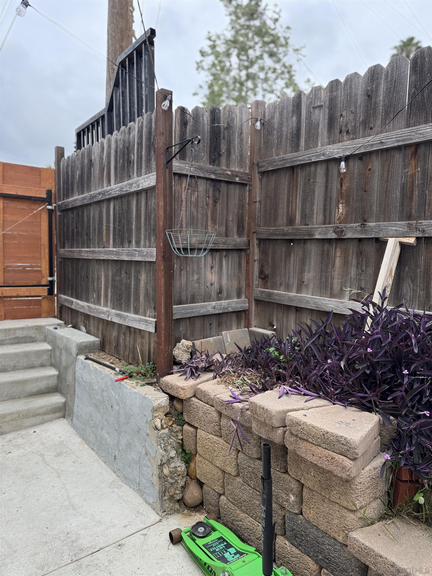 Detail Gallery Image 5 of 31 For 3669  Swift, San Diego,  CA 92104 - 1 Beds | 1 Baths