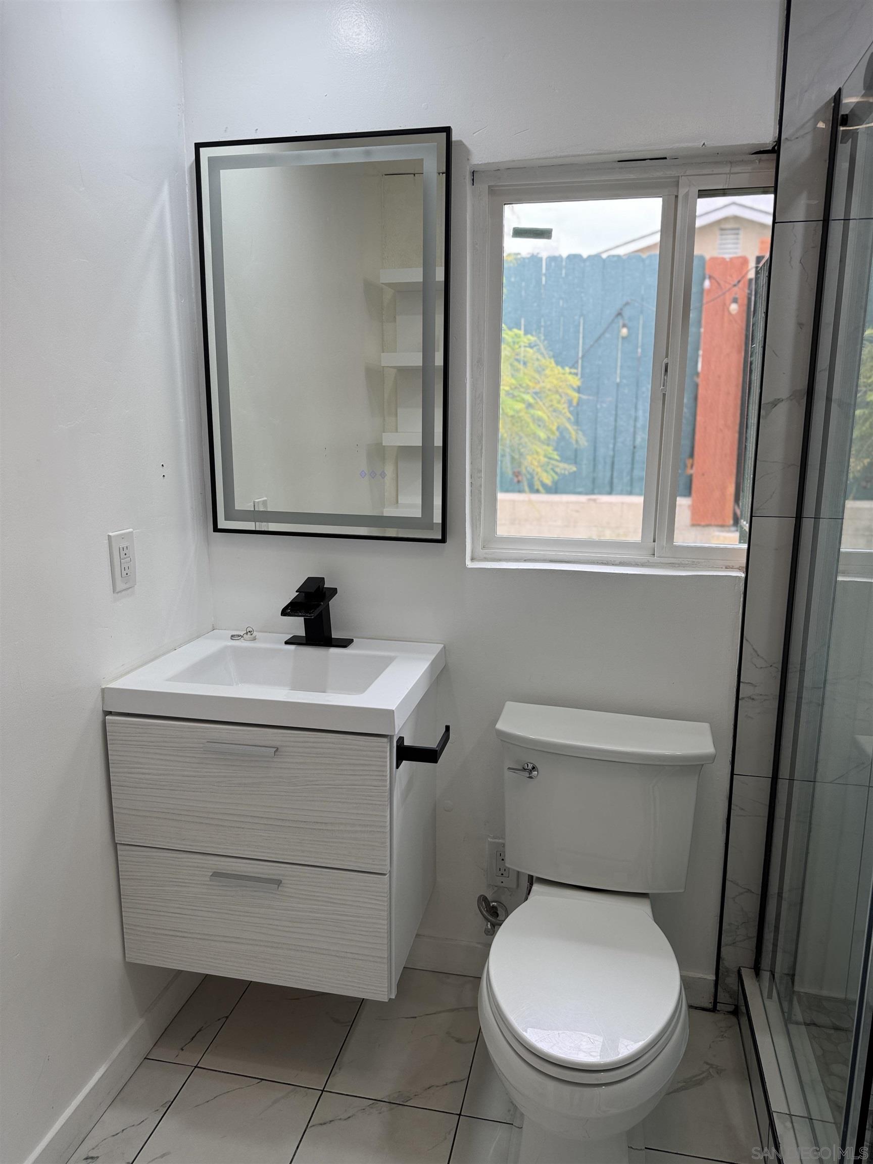 Detail Gallery Image 9 of 31 For 3669  Swift, San Diego,  CA 92104 - 1 Beds | 1 Baths