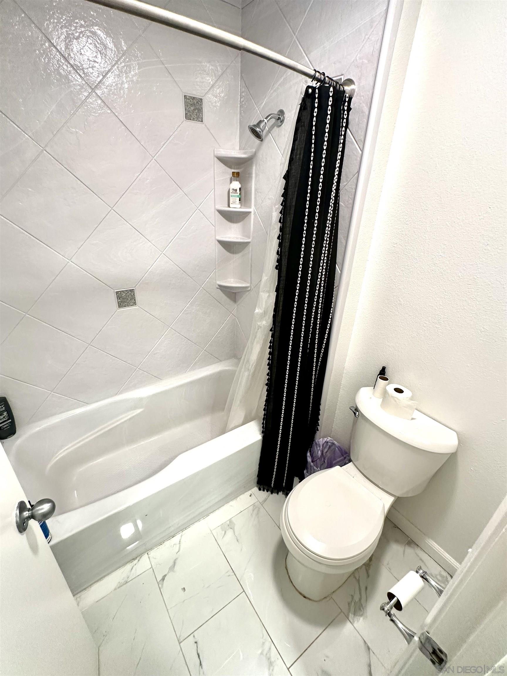 Detail Gallery Image 19 of 36 For 9829  Caspi Gardens  #UNIT 8,  Santee,  CA 92071 - 3 Beds | 2 Baths