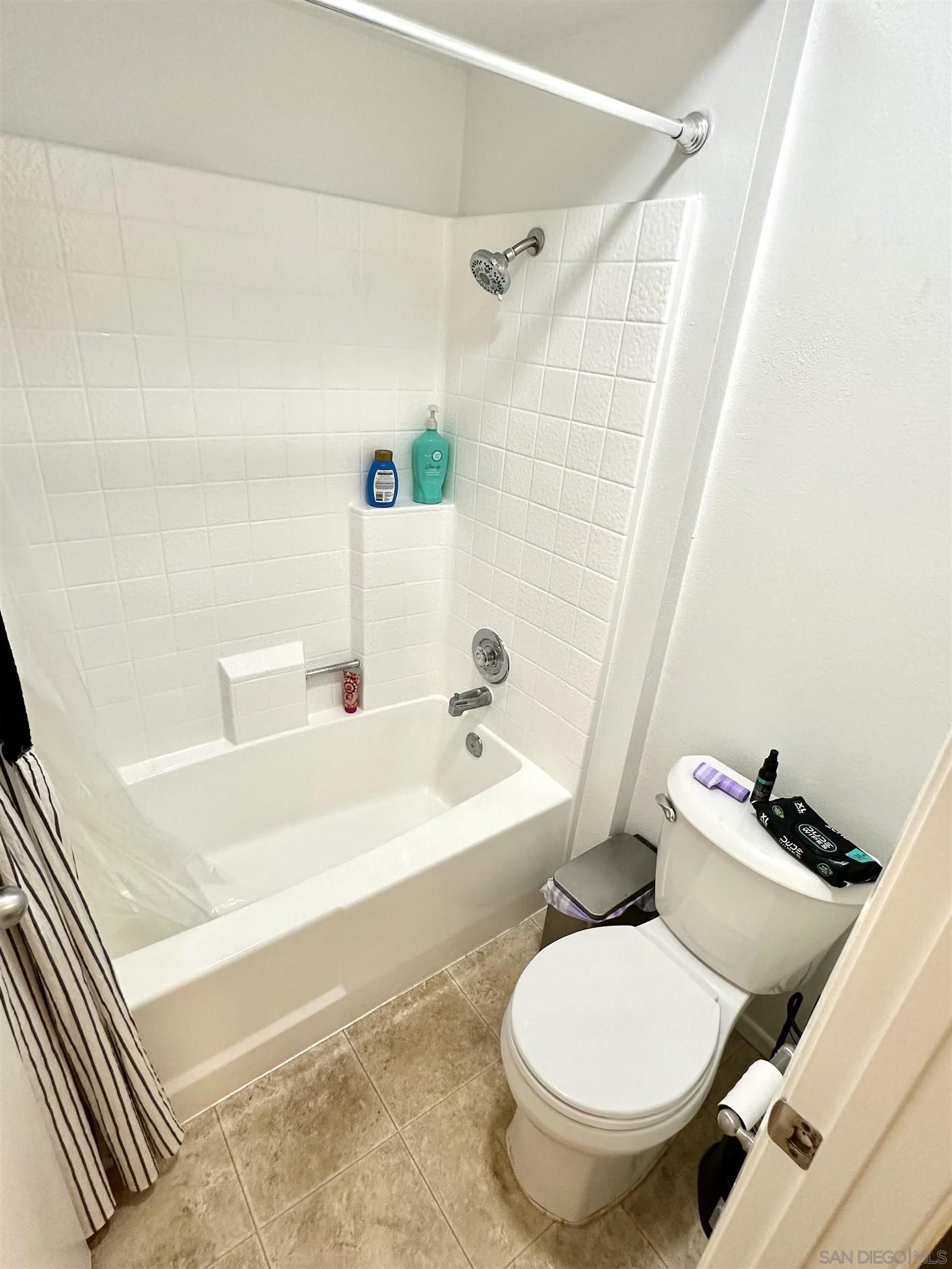 Detail Gallery Image 28 of 36 For 9829  Caspi Gardens  #UNIT 8,  Santee,  CA 92071 - 3 Beds | 2 Baths