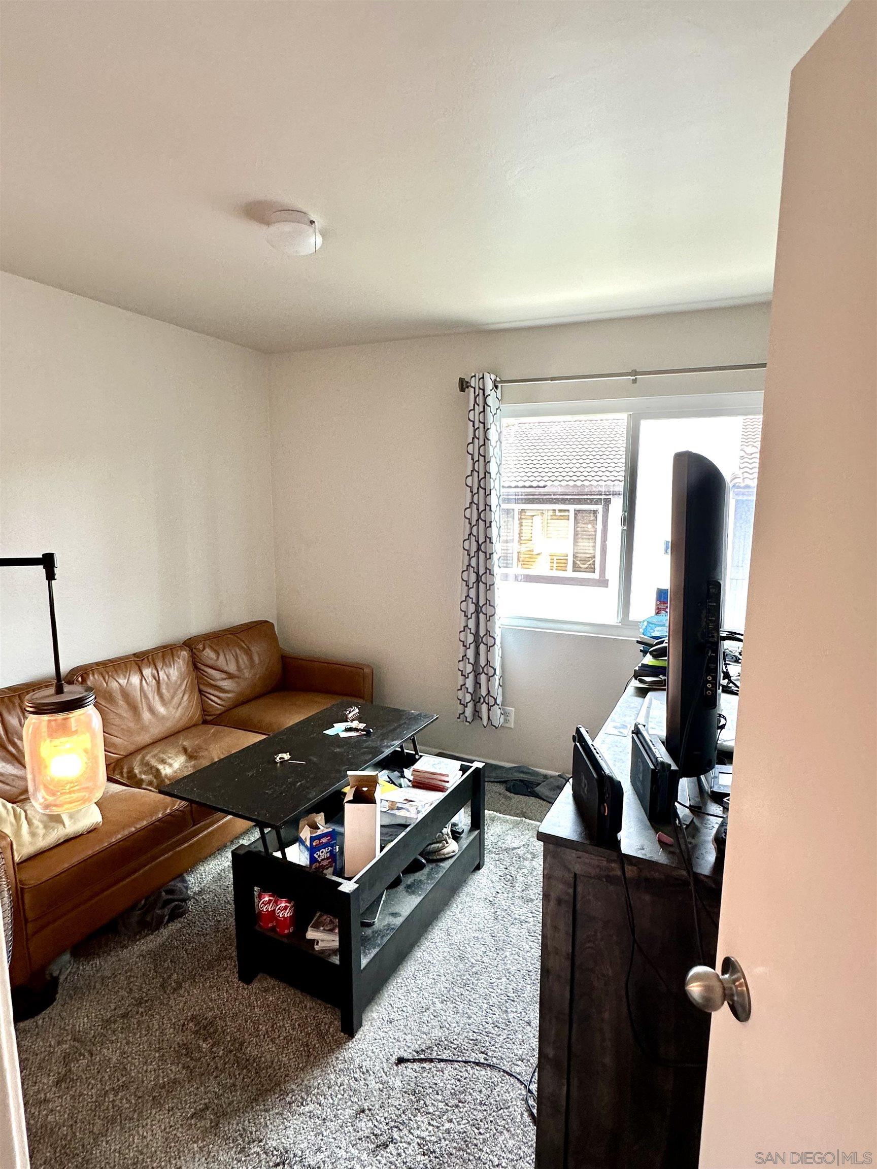 Detail Gallery Image 31 of 36 For 9829  Caspi Gardens  #UNIT 8,  Santee,  CA 92071 - 3 Beds | 2 Baths