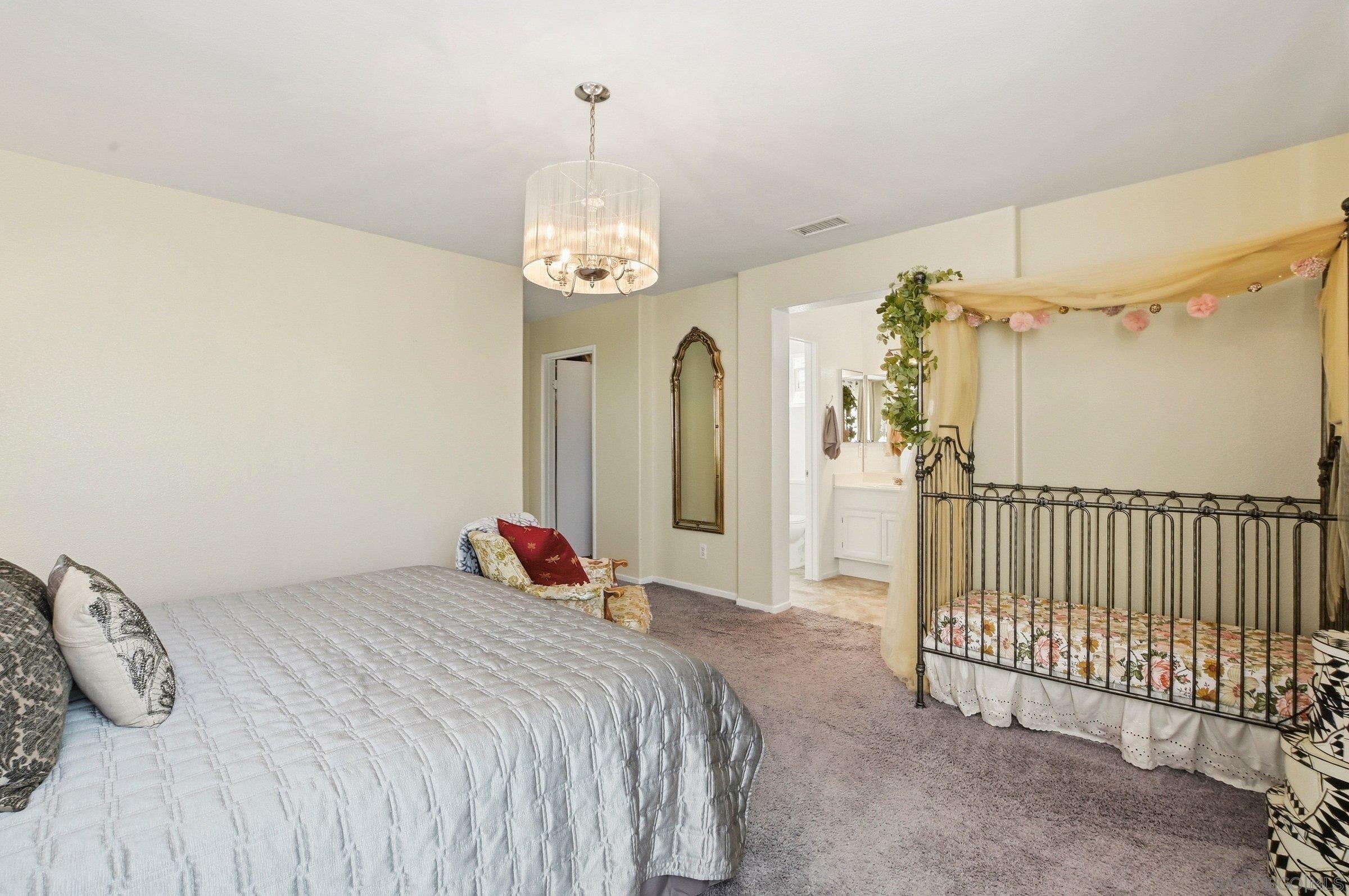 Detail Gallery Image 24 of 34 For 1942  Parker Mountain, Chula Vista,  CA 91913 - 4 Beds | 2/1 Baths