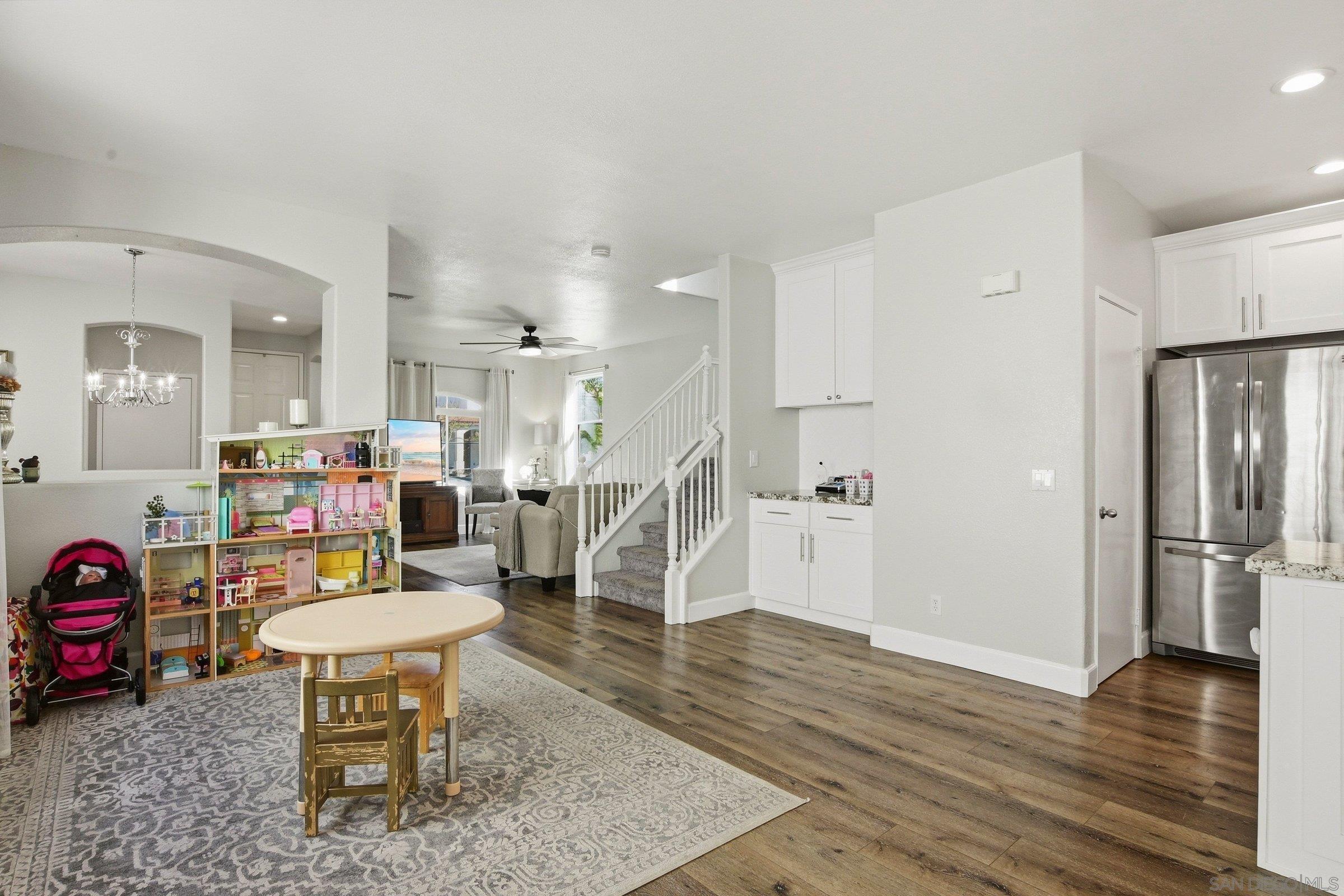 Detail Gallery Image 7 of 34 For 1942  Parker Mountain, Chula Vista,  CA 91913 - 4 Beds | 2/1 Baths