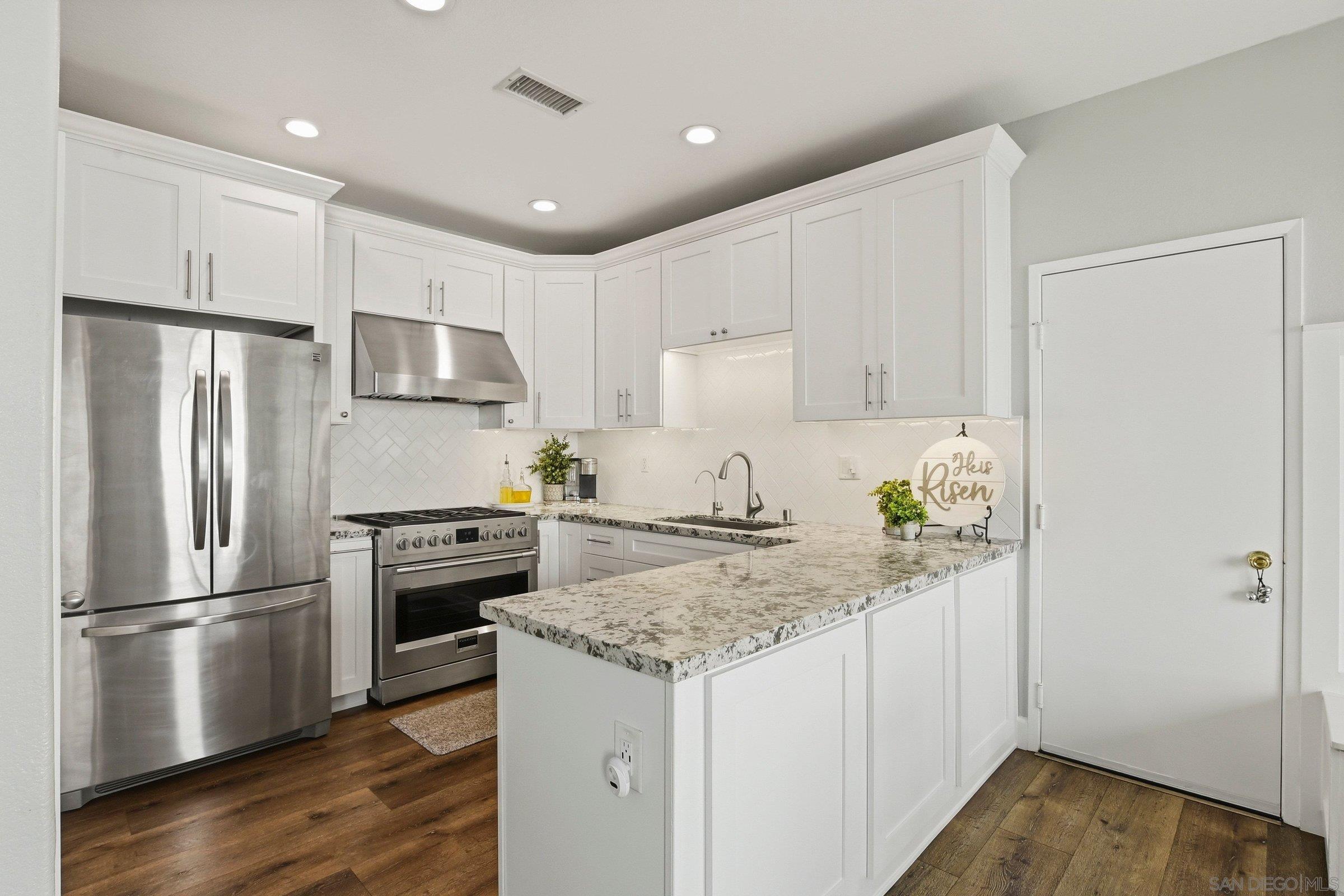 Detail Gallery Image 9 of 34 For 1942  Parker Mountain, Chula Vista,  CA 91913 - 4 Beds | 2/1 Baths