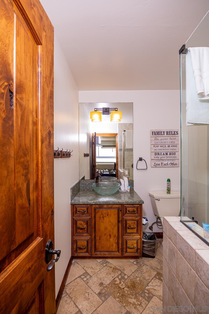 Detail Gallery Image 24 of 67 For 2636-38  Strand Way, San Diego,  CA 92109 - 4 Beds | 5 Baths