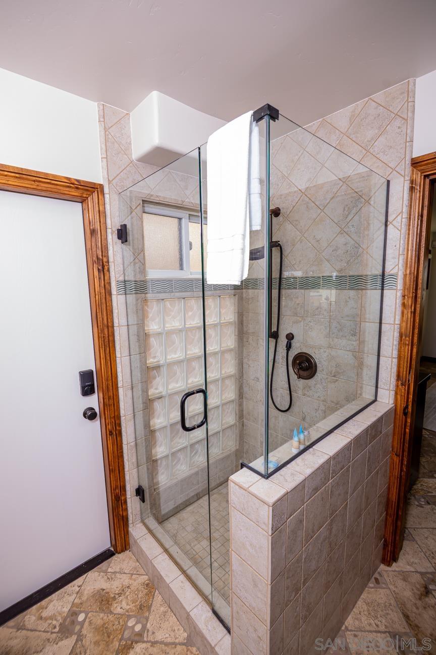 Detail Gallery Image 25 of 67 For 2636-38  Strand Way, San Diego,  CA 92109 - 4 Beds | 5 Baths