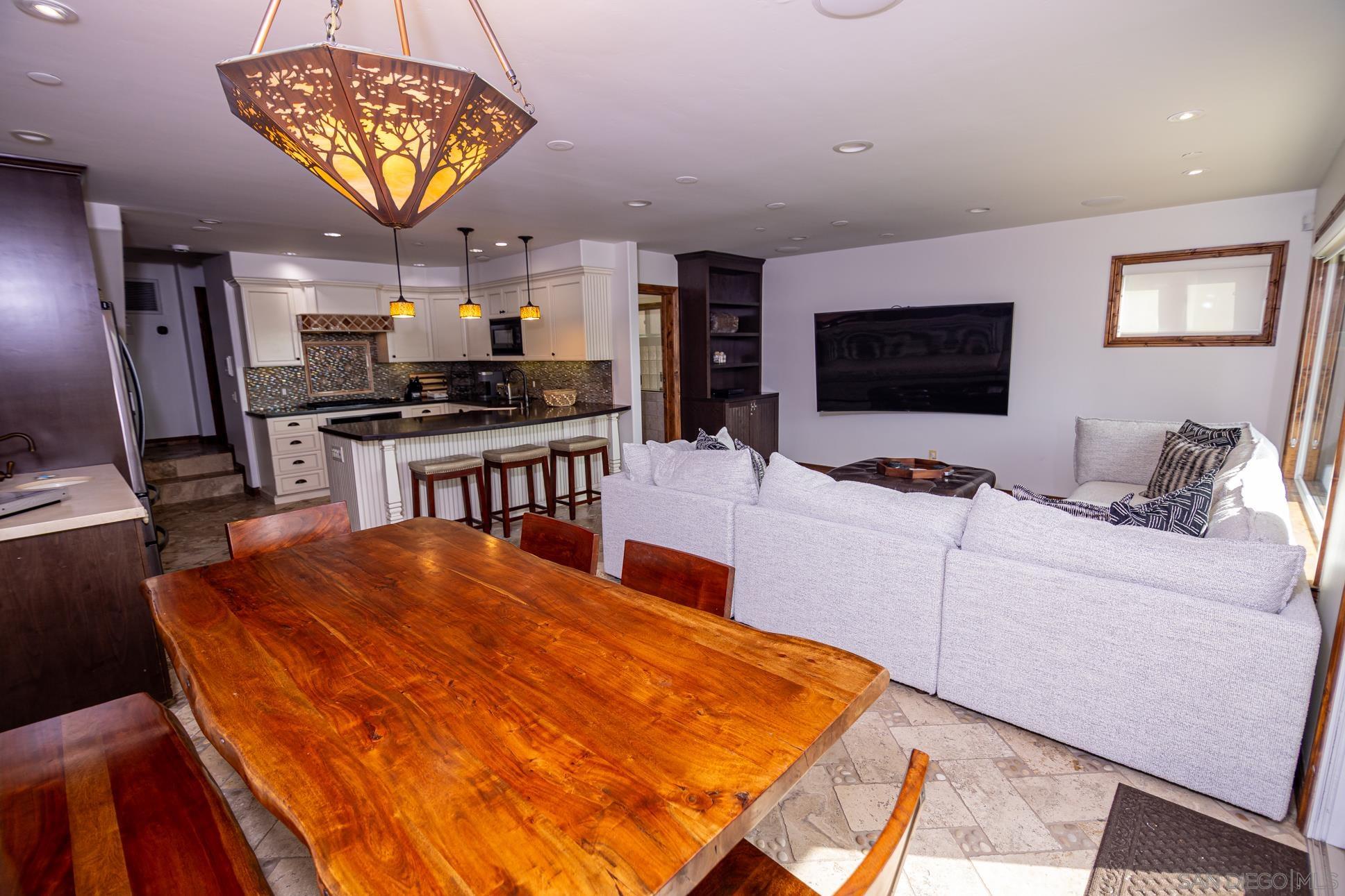 Detail Gallery Image 26 of 67 For 2636-38  Strand Way, San Diego,  CA 92109 - 4 Beds | 5 Baths