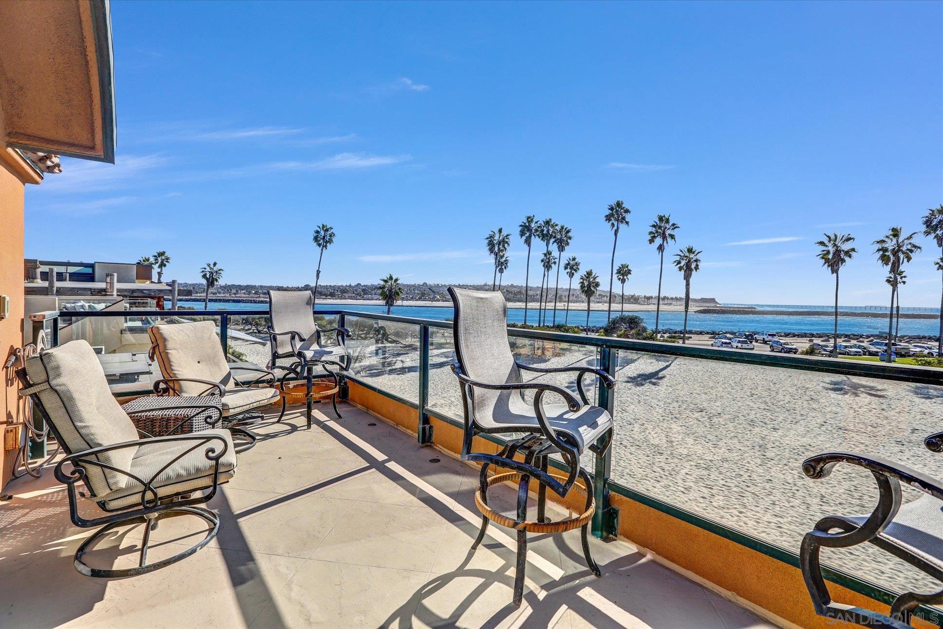 Detail Gallery Image 48 of 67 For 2636-38  Strand Way, San Diego,  CA 92109 - 4 Beds | 5 Baths