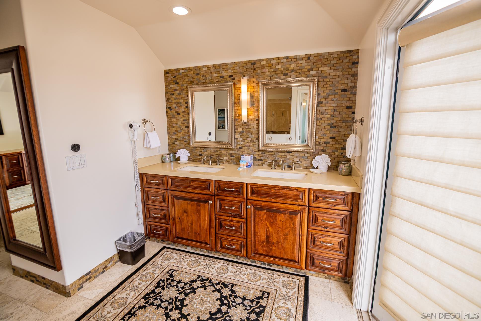 Detail Gallery Image 60 of 67 For 2636-38  Strand Way, San Diego,  CA 92109 - 4 Beds | 5 Baths