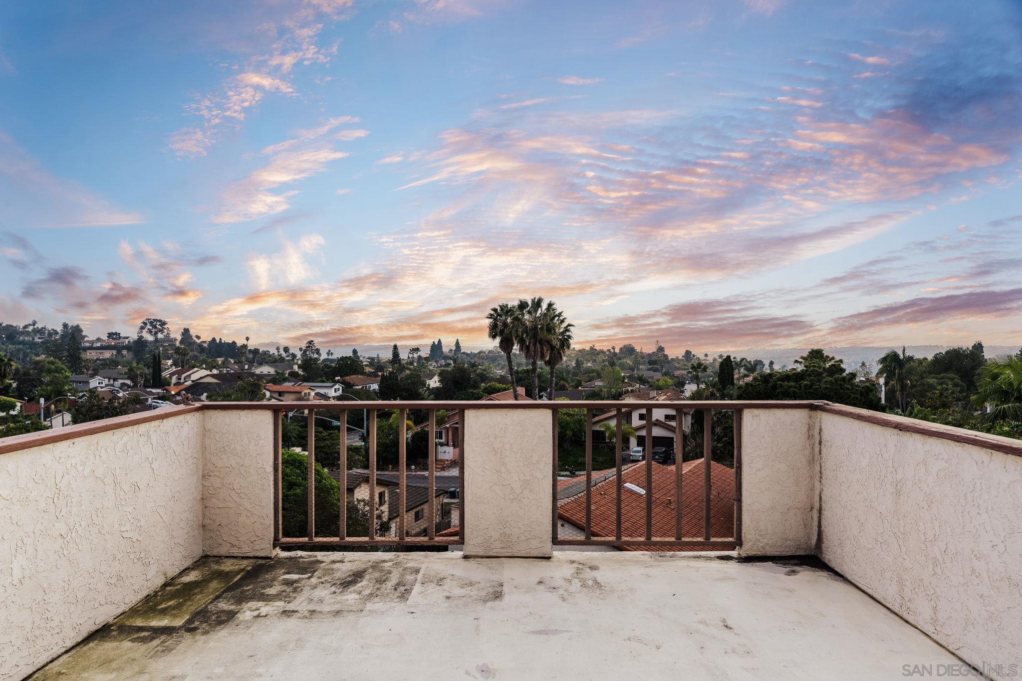 Detail Gallery Image 14 of 46 For 2767  Vista Del Oro, Carlsbad,  CA 92009 - 3 Beds | 2/1 Baths