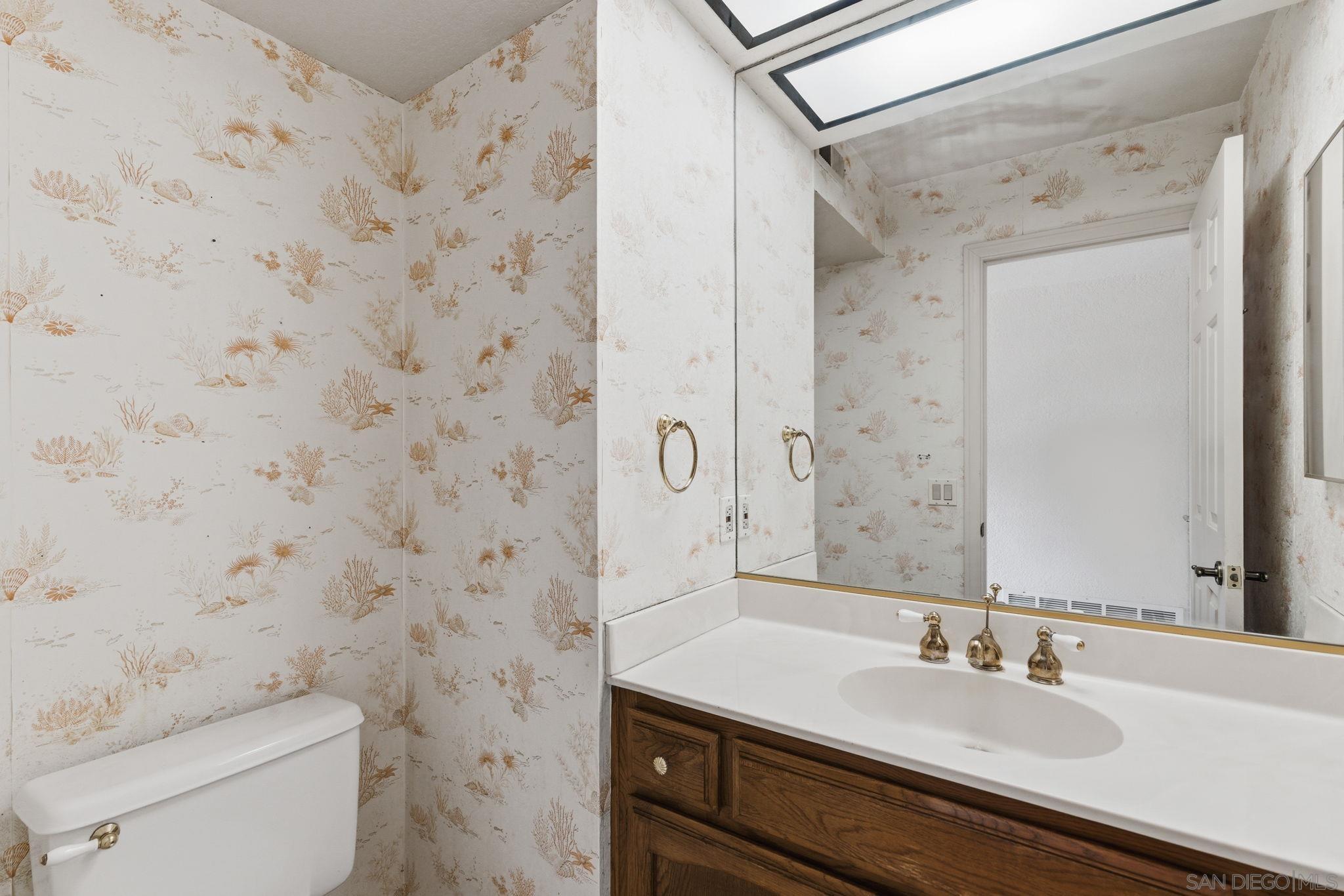 Detail Gallery Image 20 of 46 For 2767  Vista Del Oro, Carlsbad,  CA 92009 - 3 Beds | 2/1 Baths