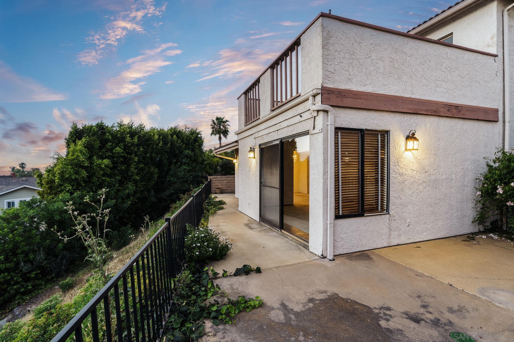 Detail Gallery Image 21 of 46 For 2767  Vista Del Oro, Carlsbad,  CA 92009 - 3 Beds | 2/1 Baths