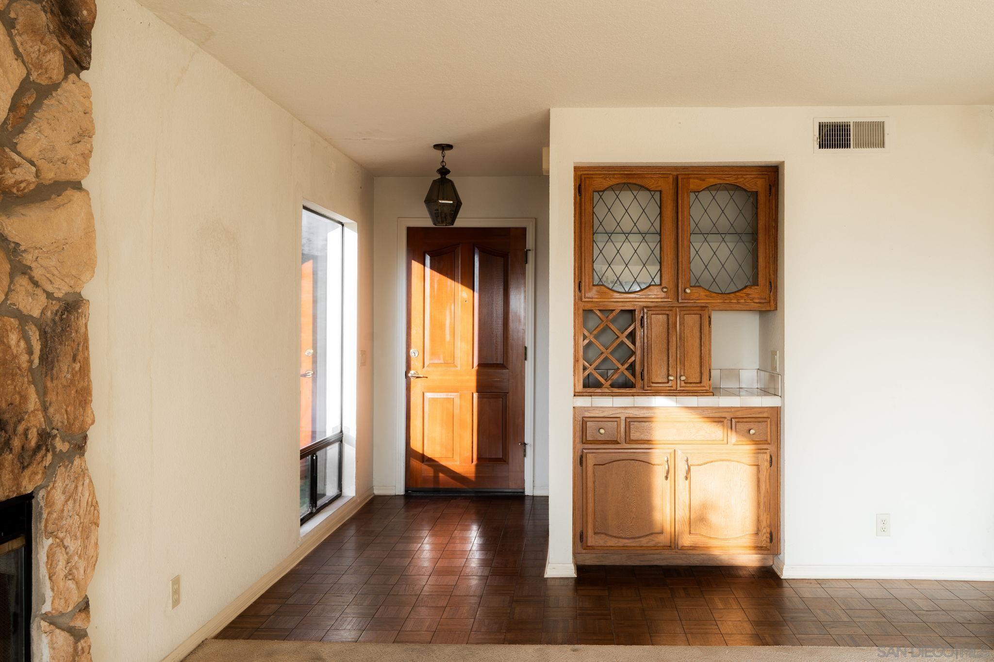 Detail Gallery Image 22 of 46 For 2767  Vista Del Oro, Carlsbad,  CA 92009 - 3 Beds | 2/1 Baths