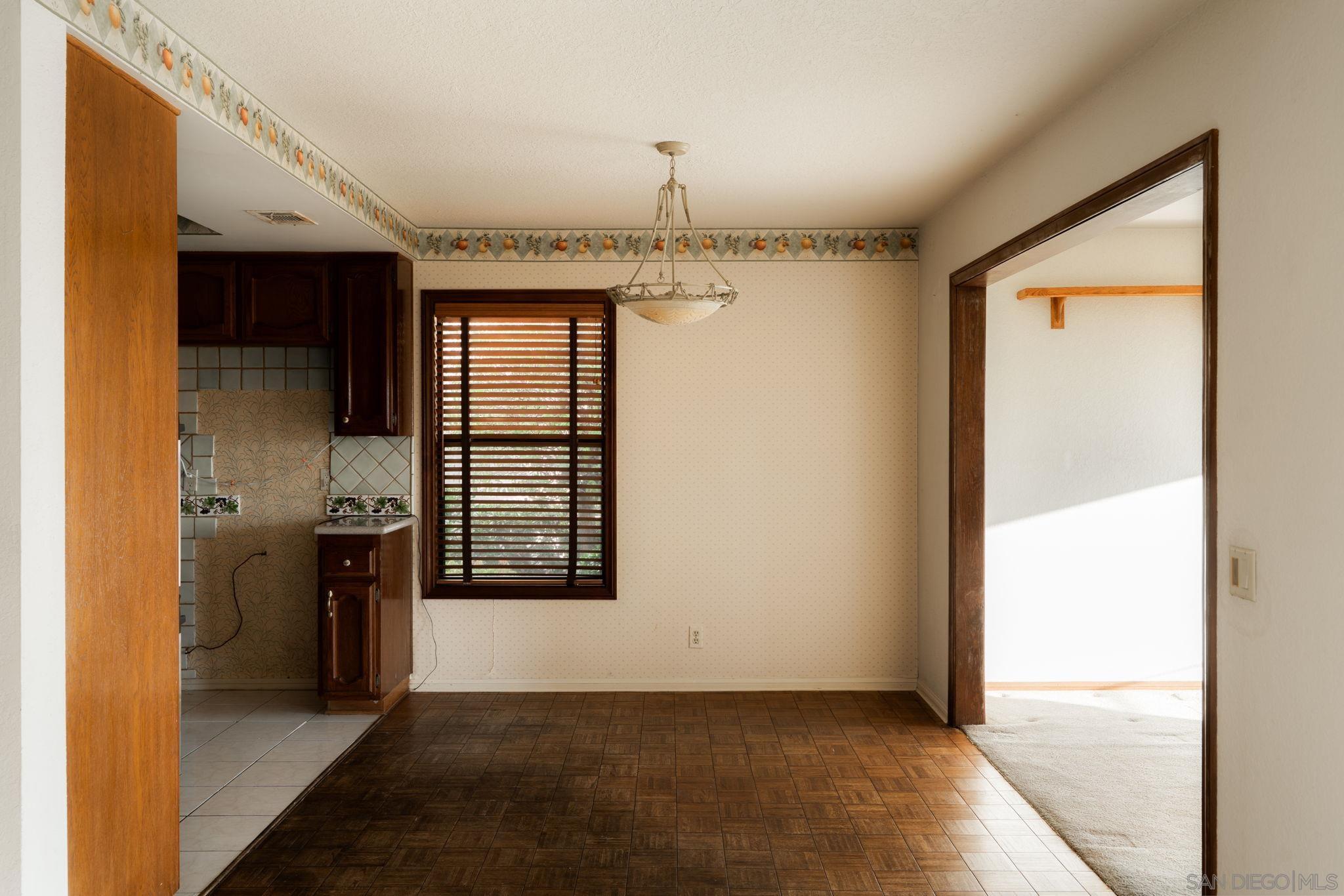 Detail Gallery Image 23 of 46 For 2767  Vista Del Oro, Carlsbad,  CA 92009 - 3 Beds | 2/1 Baths