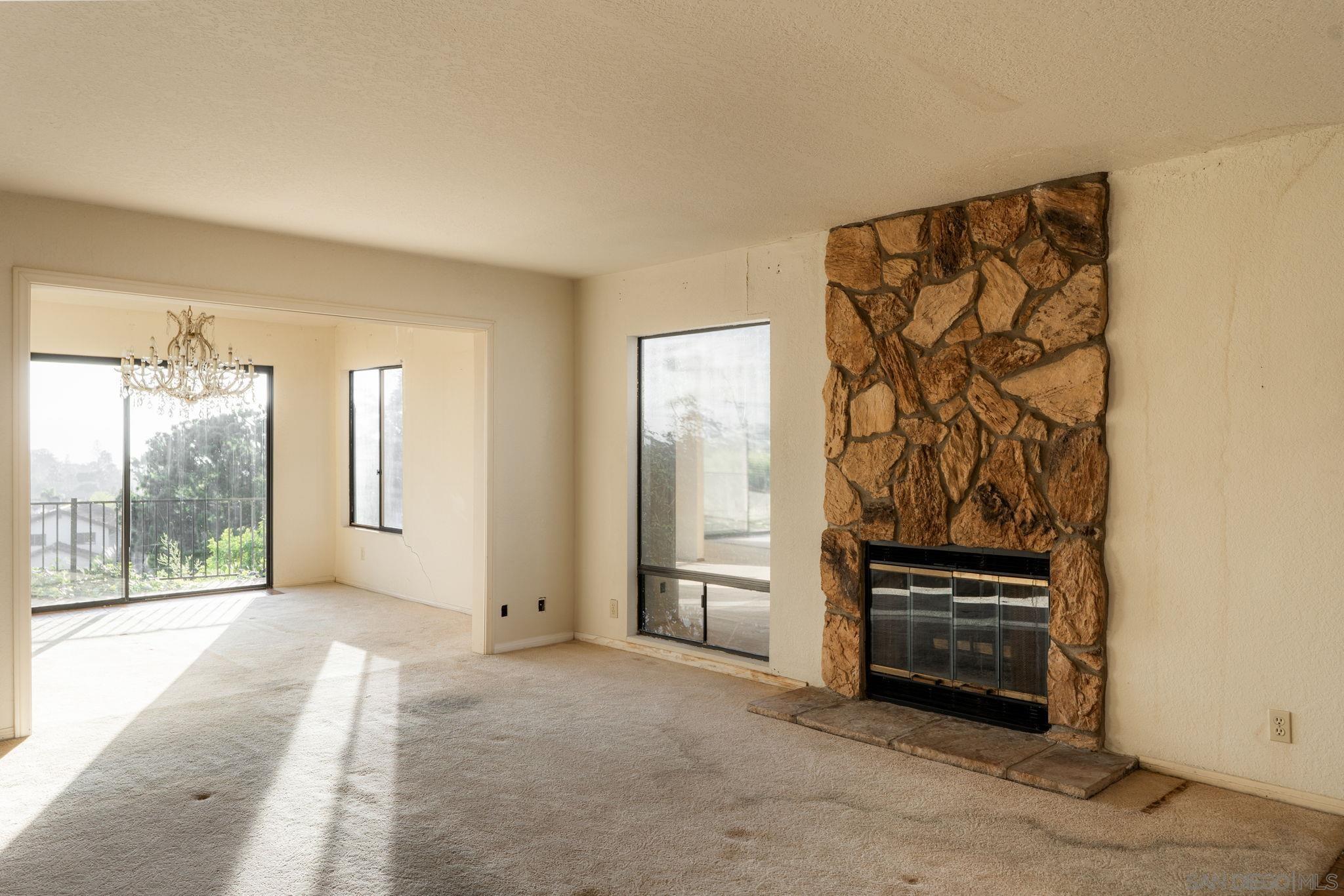 Detail Gallery Image 25 of 46 For 2767  Vista Del Oro, Carlsbad,  CA 92009 - 3 Beds | 2/1 Baths