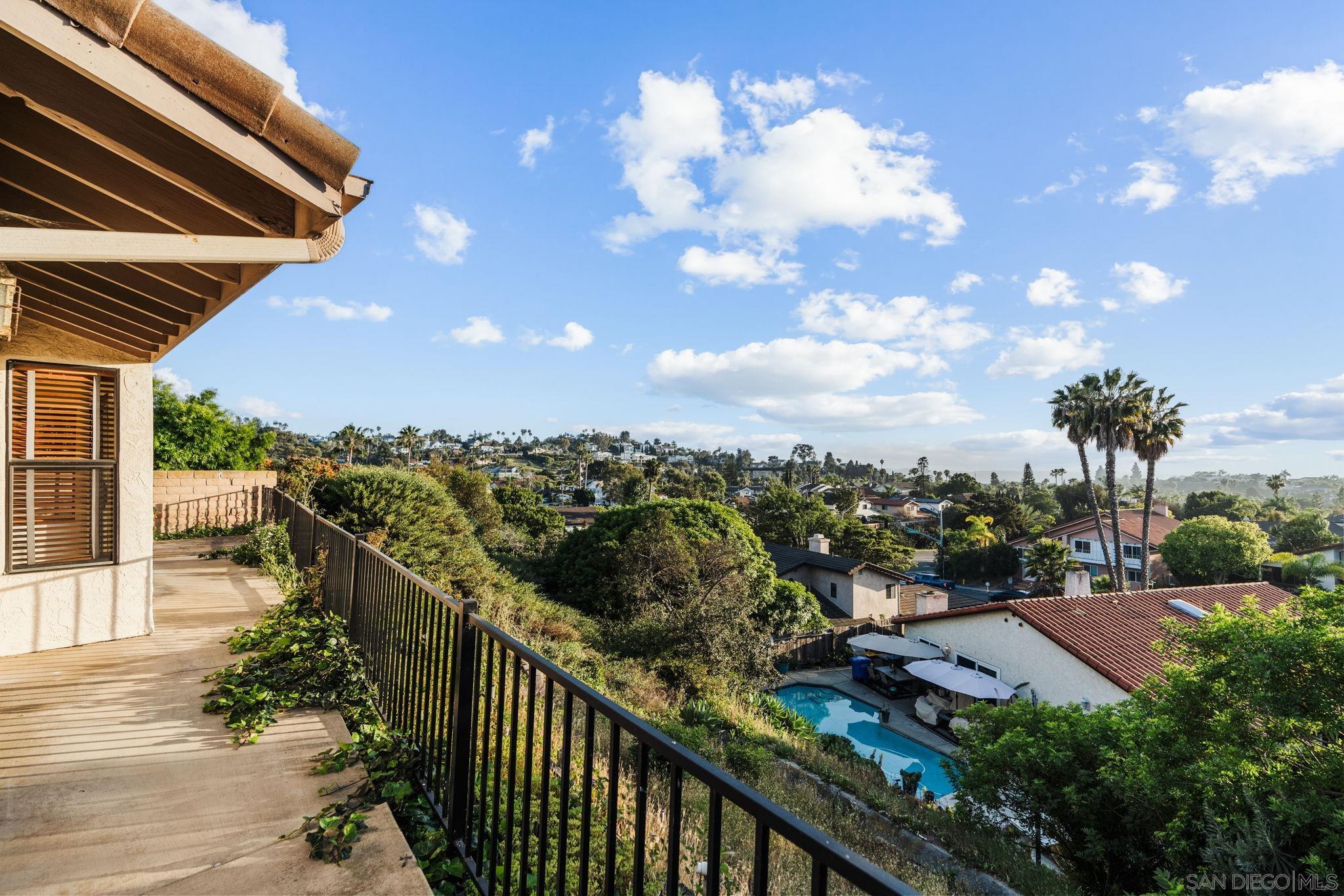 Detail Gallery Image 39 of 46 For 2767  Vista Del Oro, Carlsbad,  CA 92009 - 3 Beds | 2/1 Baths