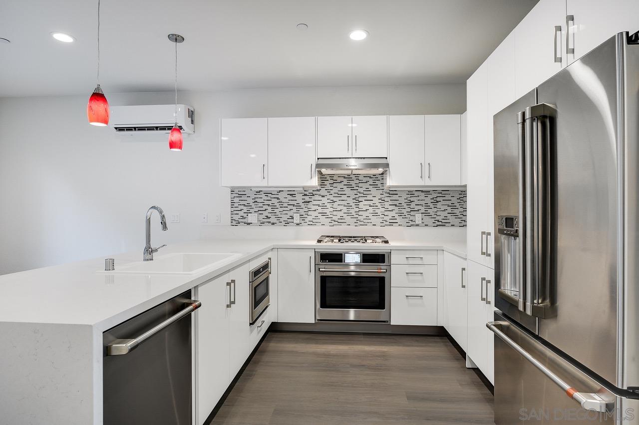 Detail Gallery Image 9 of 26 For 8248  High St., La Mesa,  CA 91941 - 3 Beds | 2 Baths