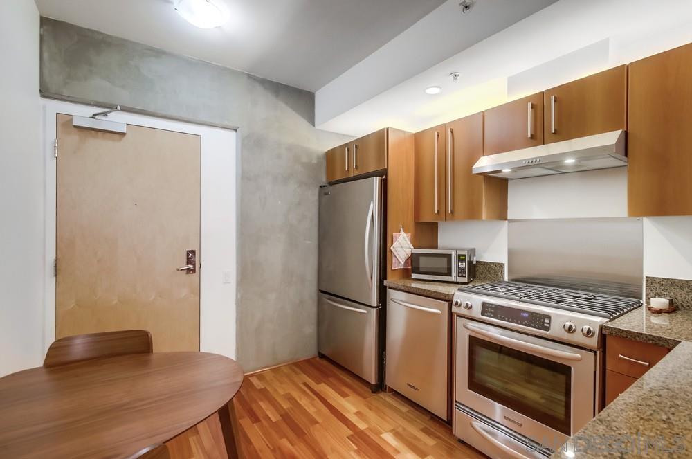 Detail Gallery Image 4 of 55 For 321  10th Ave  #903,  San Diego,  CA 92101 - 1 Beds | 1 Baths