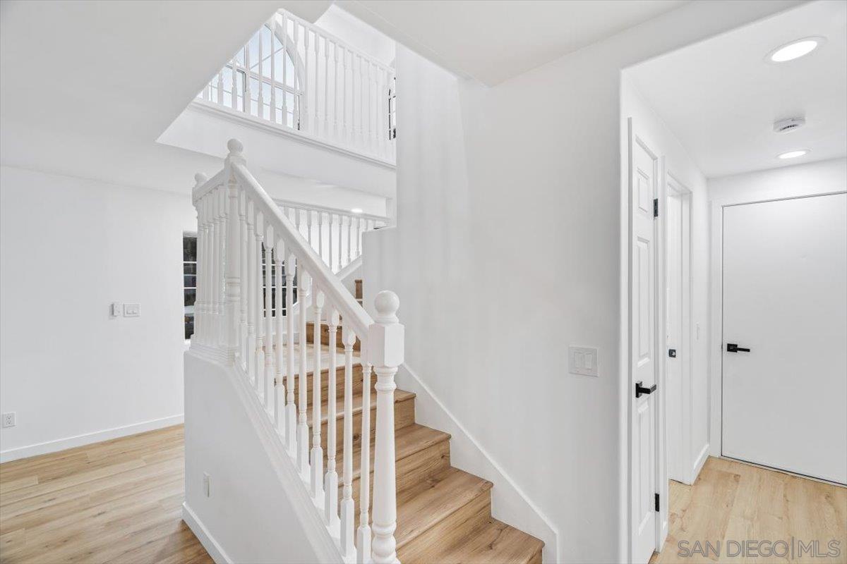 Detail Gallery Image 17 of 42 For 12865  Carriage Heights Way, Poway,  CA 92064 - 3 Beds | 2/1 Baths