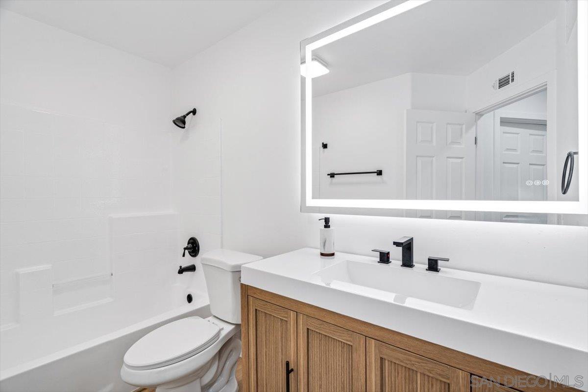 Detail Gallery Image 30 of 42 For 12865  Carriage Heights Way, Poway,  CA 92064 - 3 Beds | 2/1 Baths