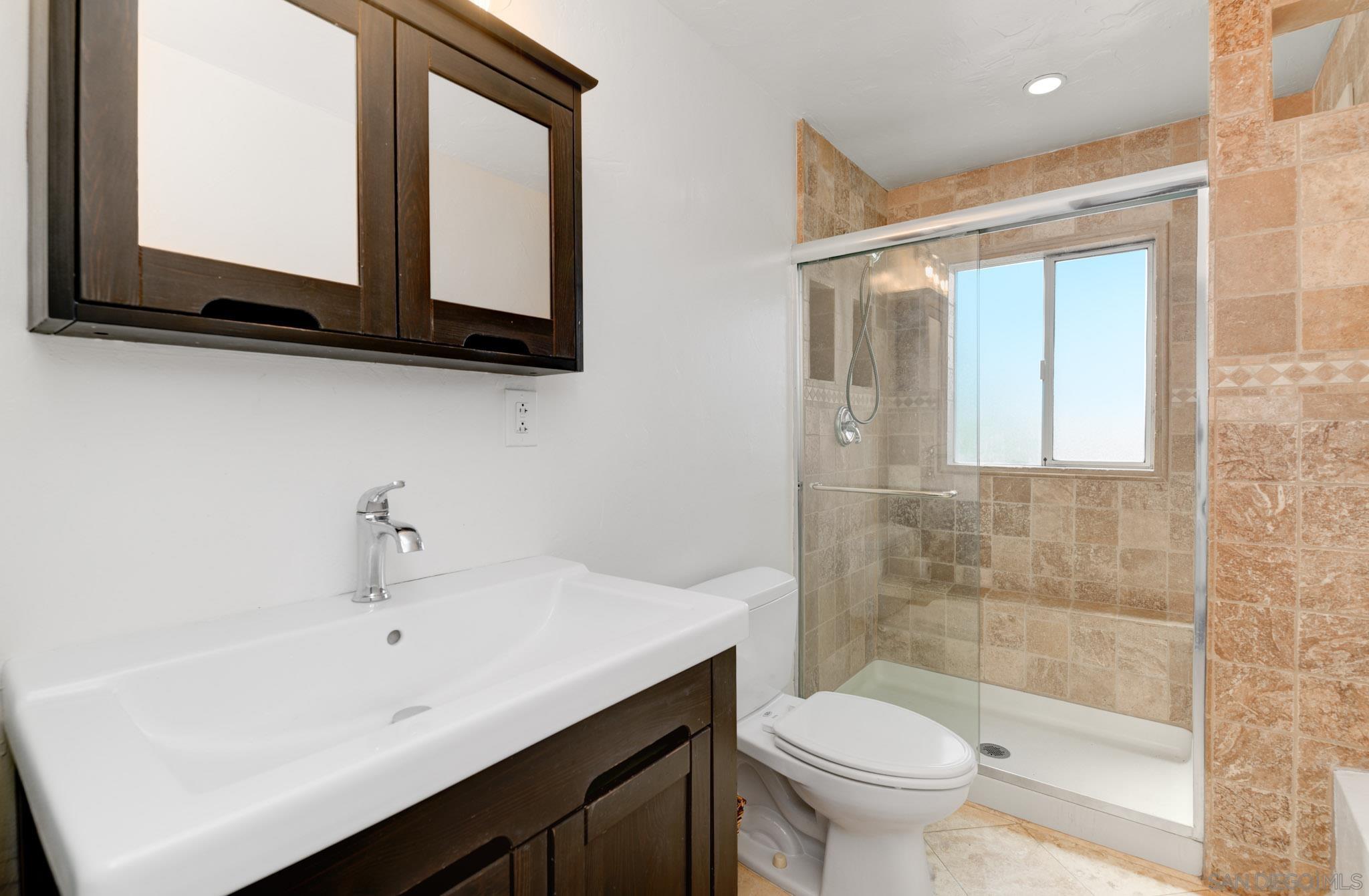 Detail Gallery Image 14 of 27 For 8648  Alpine Ave, La Mesa,  CA 91941 - 3 Beds | 2 Baths