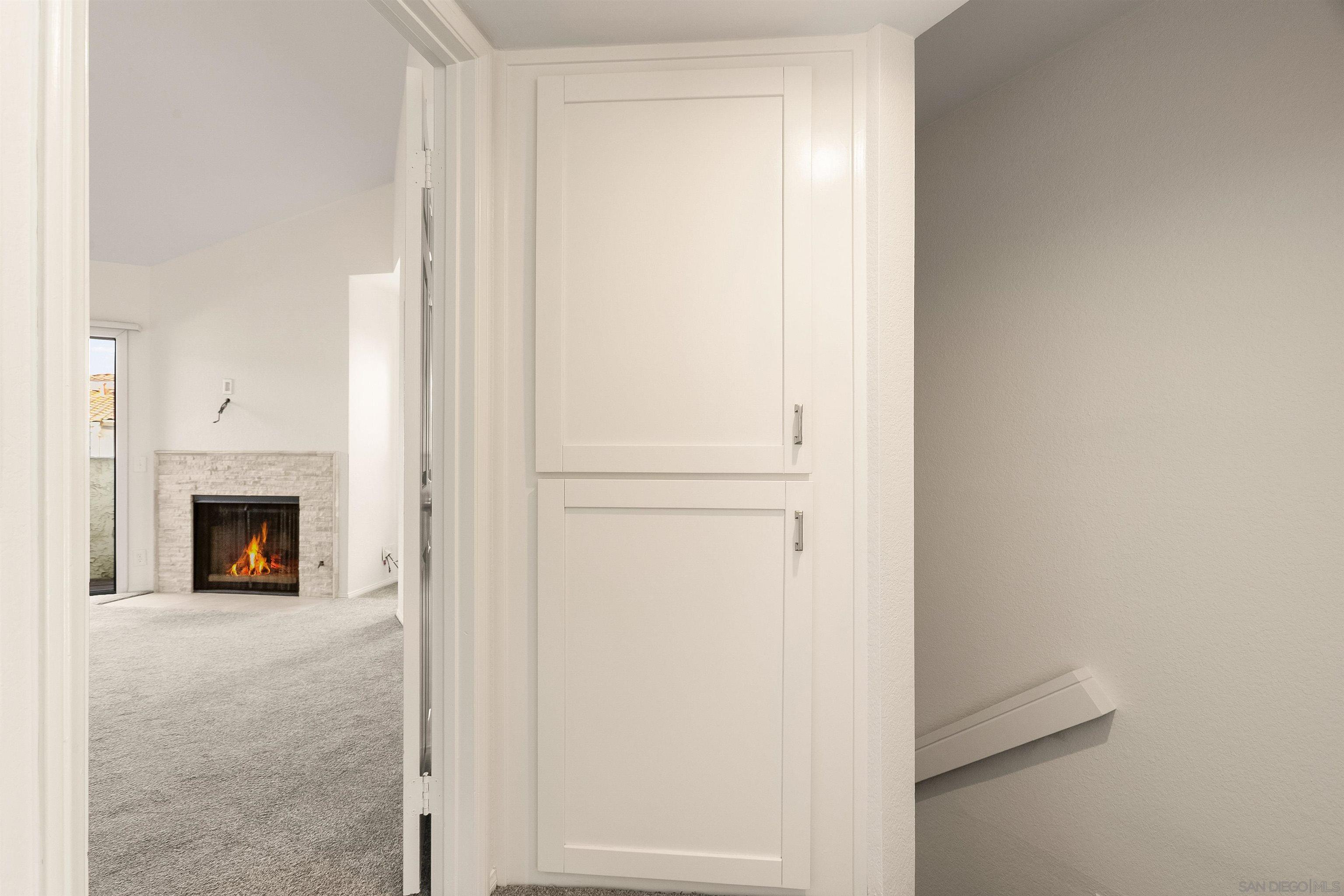 Detail Gallery Image 17 of 37 For 879  Agate  #3,  San Diego,  CA 92109 - 2 Beds | 2/1 Baths