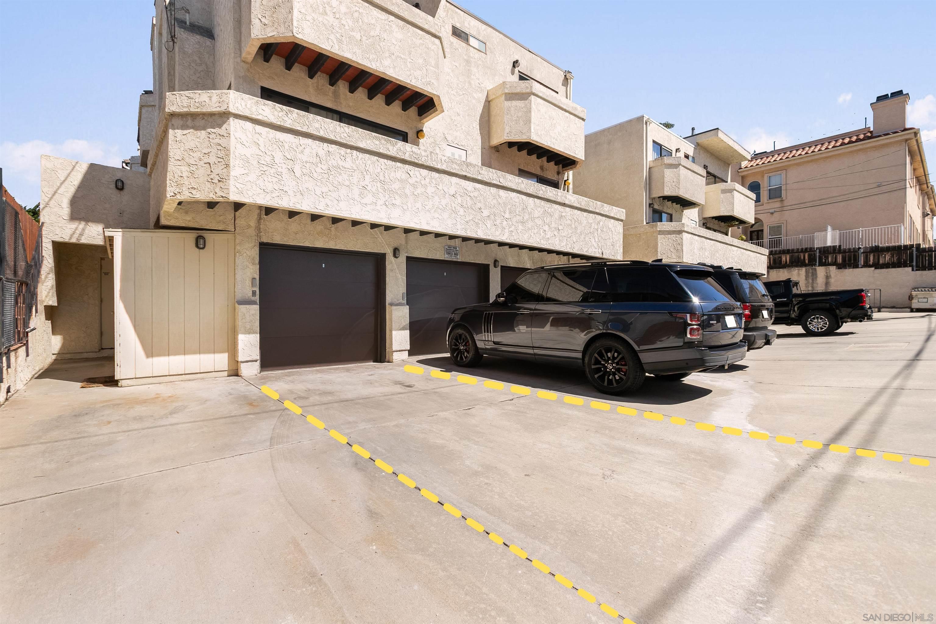 Detail Gallery Image 29 of 37 For 879  Agate  #3,  San Diego,  CA 92109 - 2 Beds | 2/1 Baths