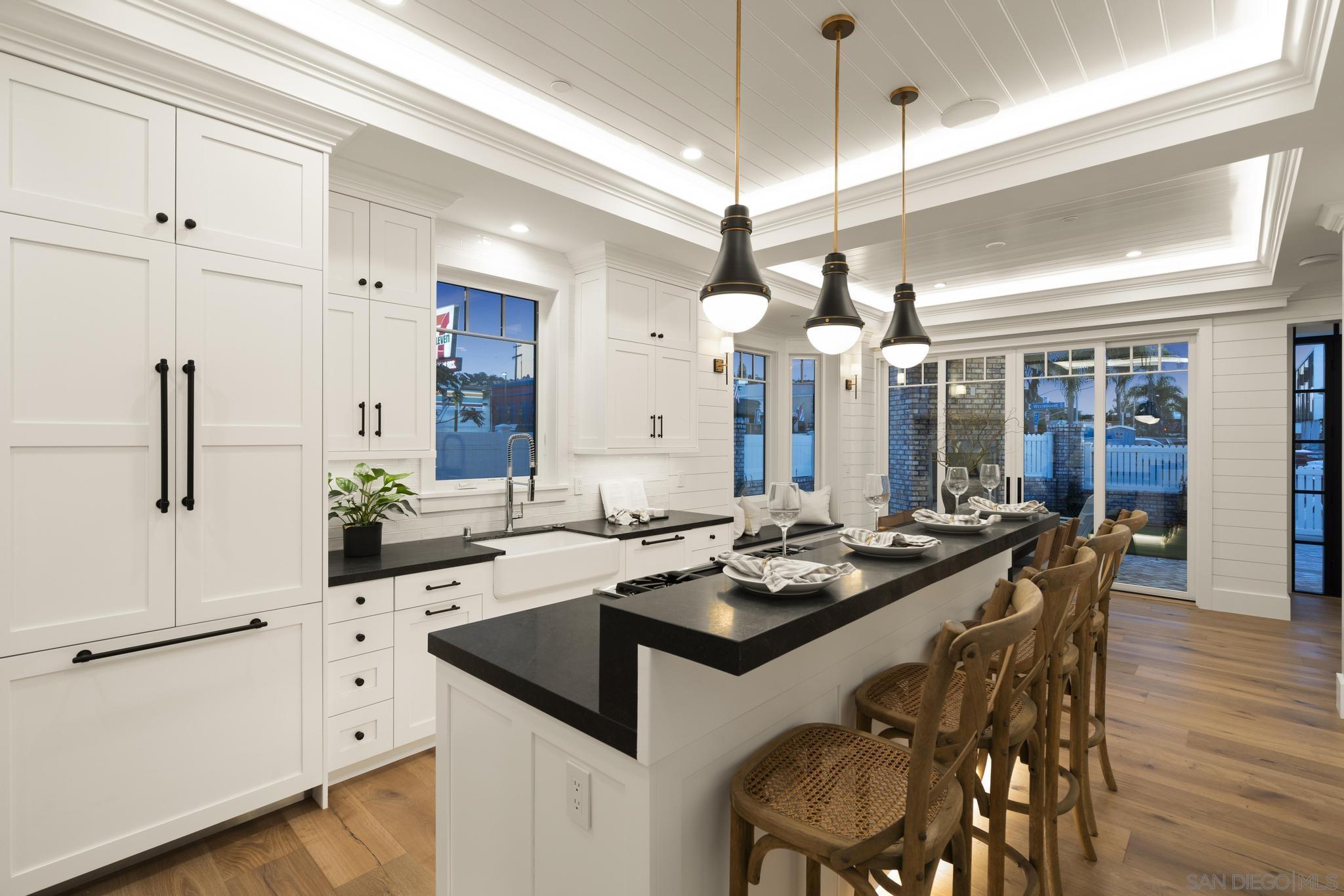 Detail Gallery Image 45 of 70 For 466  Westbourne St, La Jolla,  CA 92037 - 5 Beds | 3/2 Baths