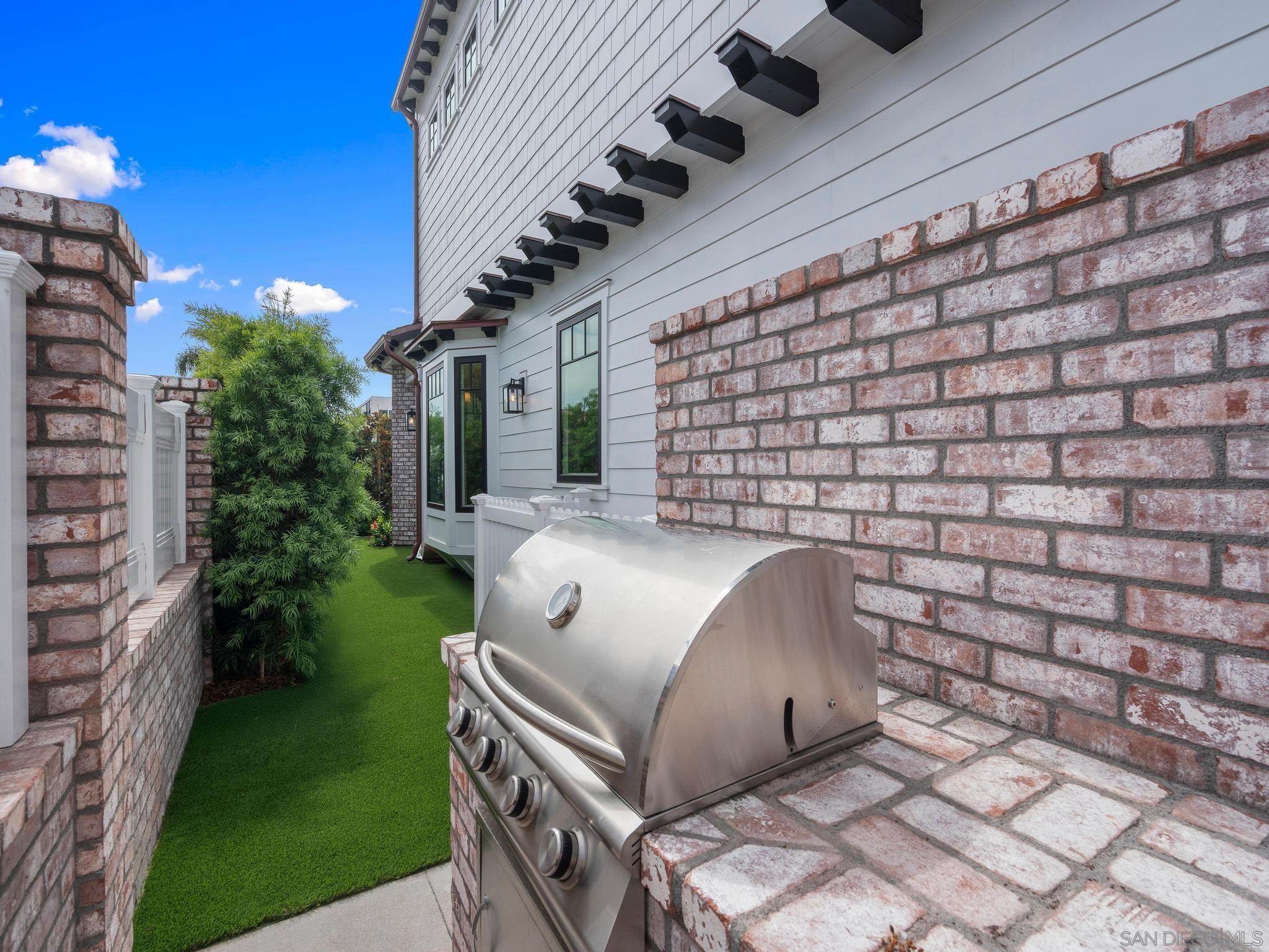 Detail Gallery Image 66 of 70 For 466  Westbourne St, La Jolla,  CA 92037 - 5 Beds | 3/2 Baths