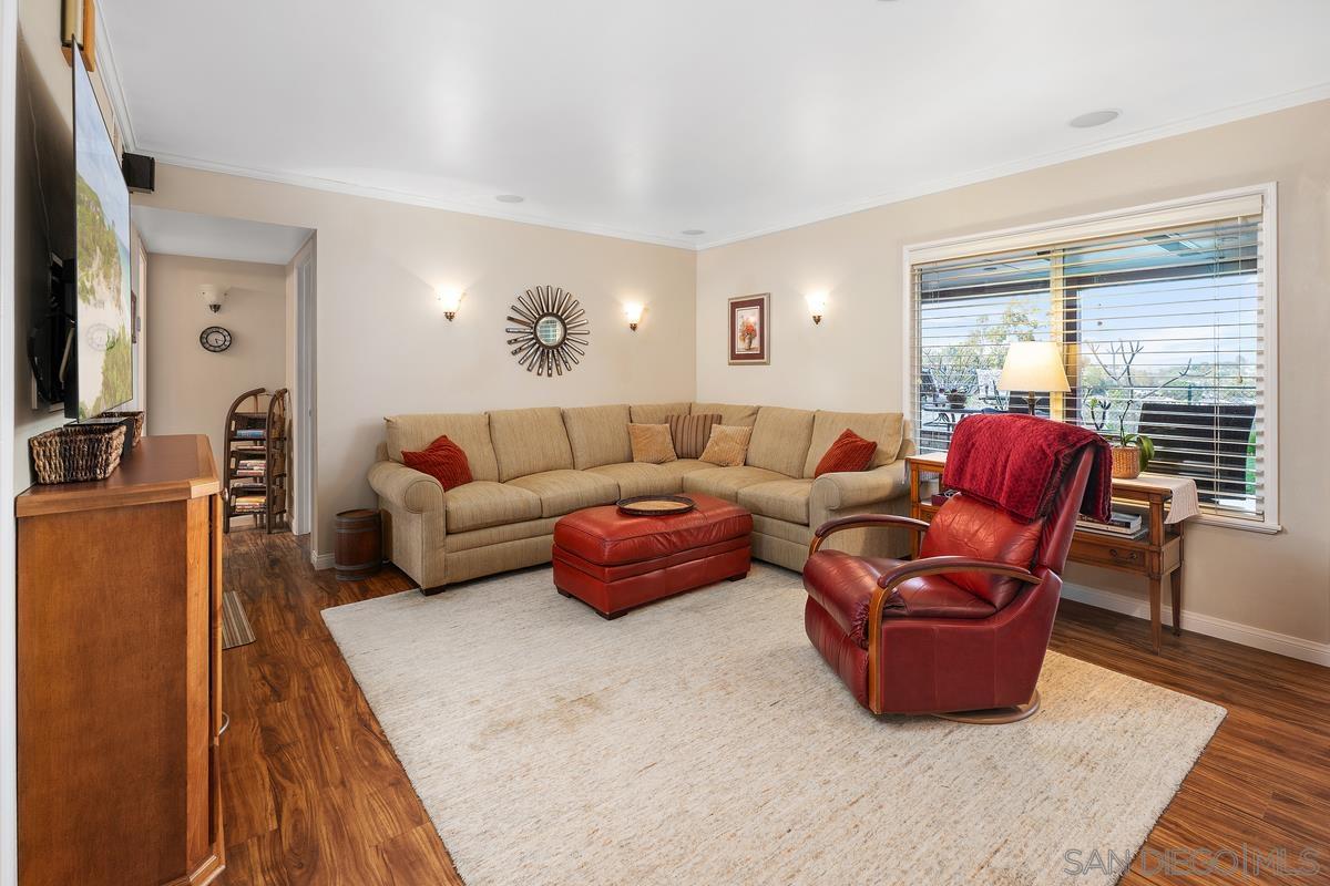 Detail Gallery Image 16 of 49 For 2603 S Barcelona St., Spring Valley,  CA 91977 - 4 Beds | 3 Baths